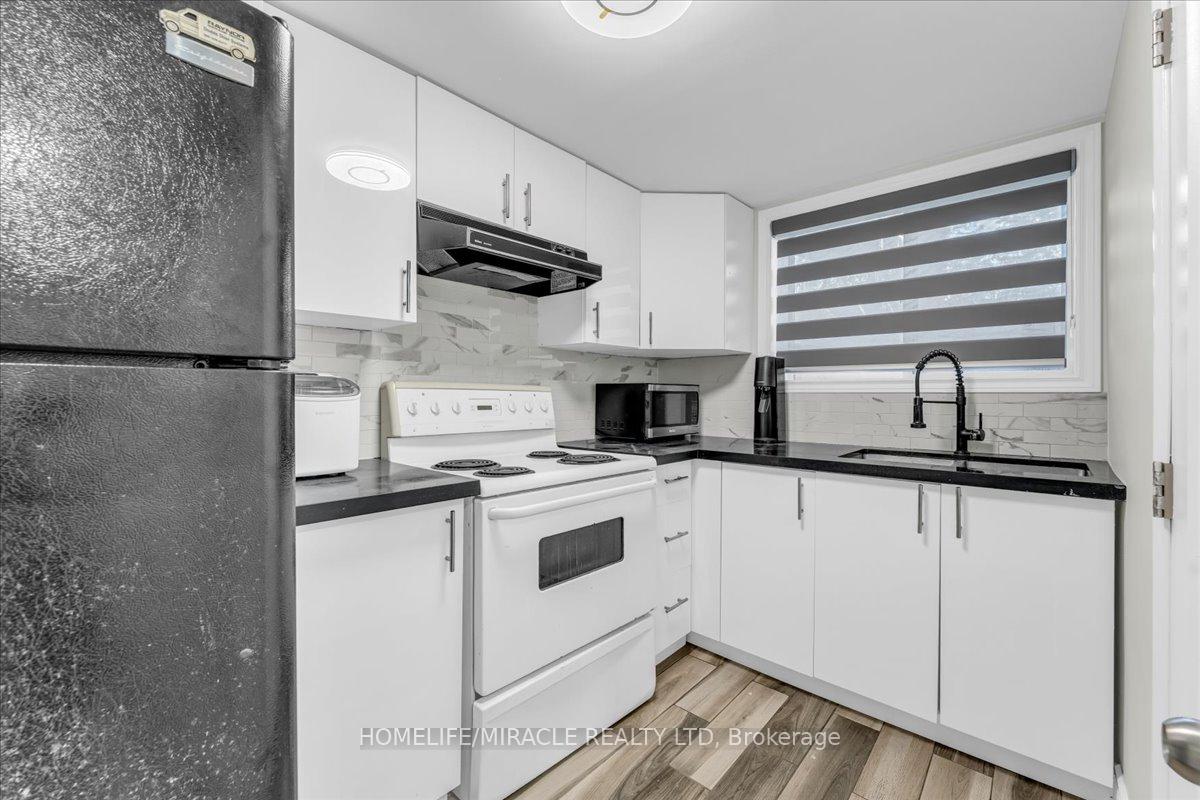 Photo 27 of 1238 Pharmacy Avenue, Scarborough, Wexford-Maryvale — HOMEH