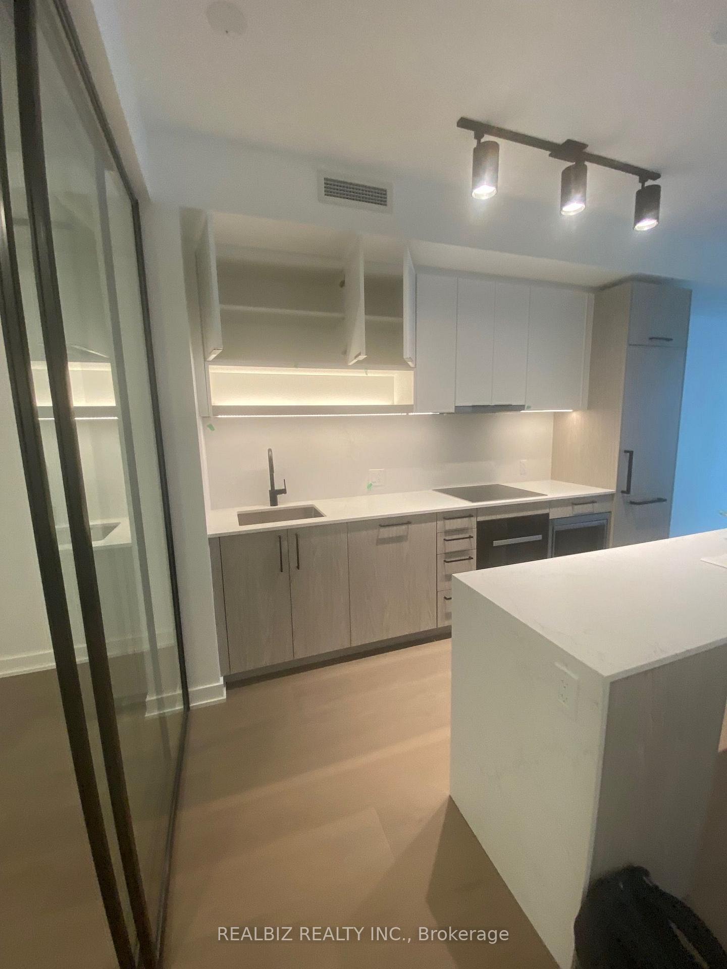 Photo 15 of Unit 628, 91 Montclair Avenue, Toronto, Forest Hill South — HOMEH