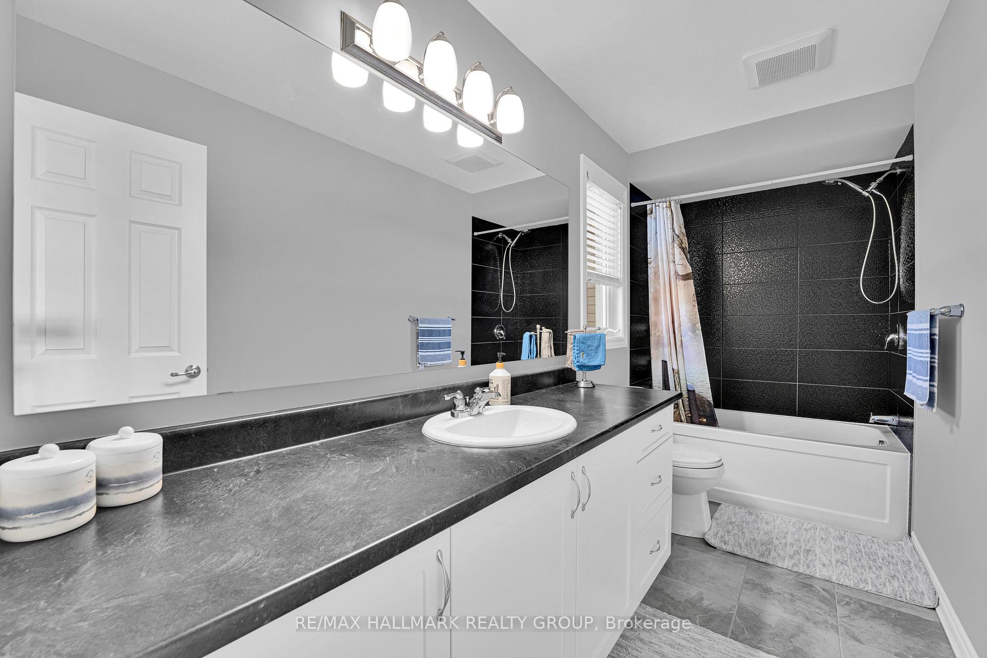 Photo 20 of 305 Sweetclover Way, Ottawa, Avalon West — HOMEH