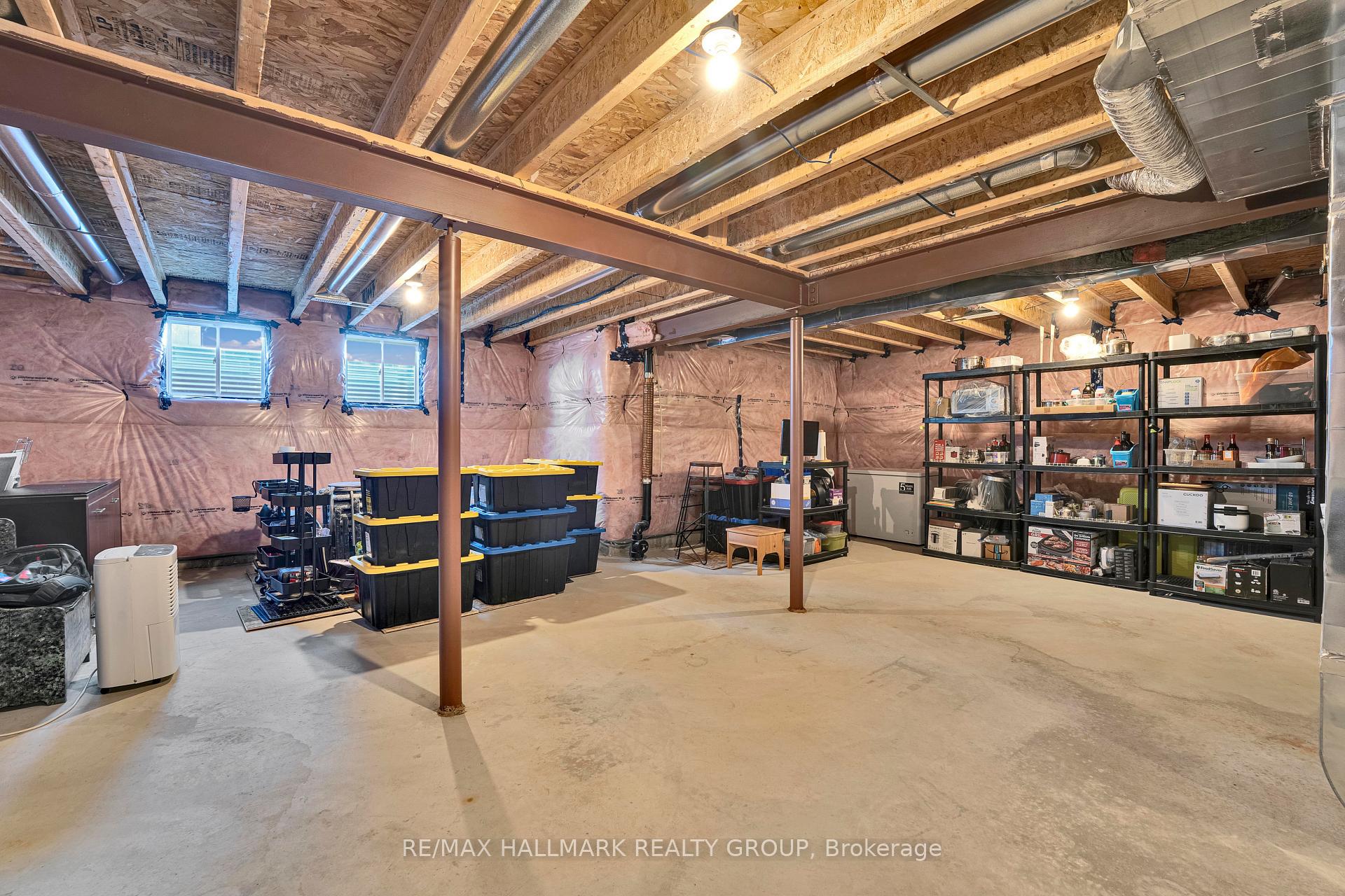 Photo 29 of 305 Sweetclover Way, Ottawa, Avalon West — HOMEH