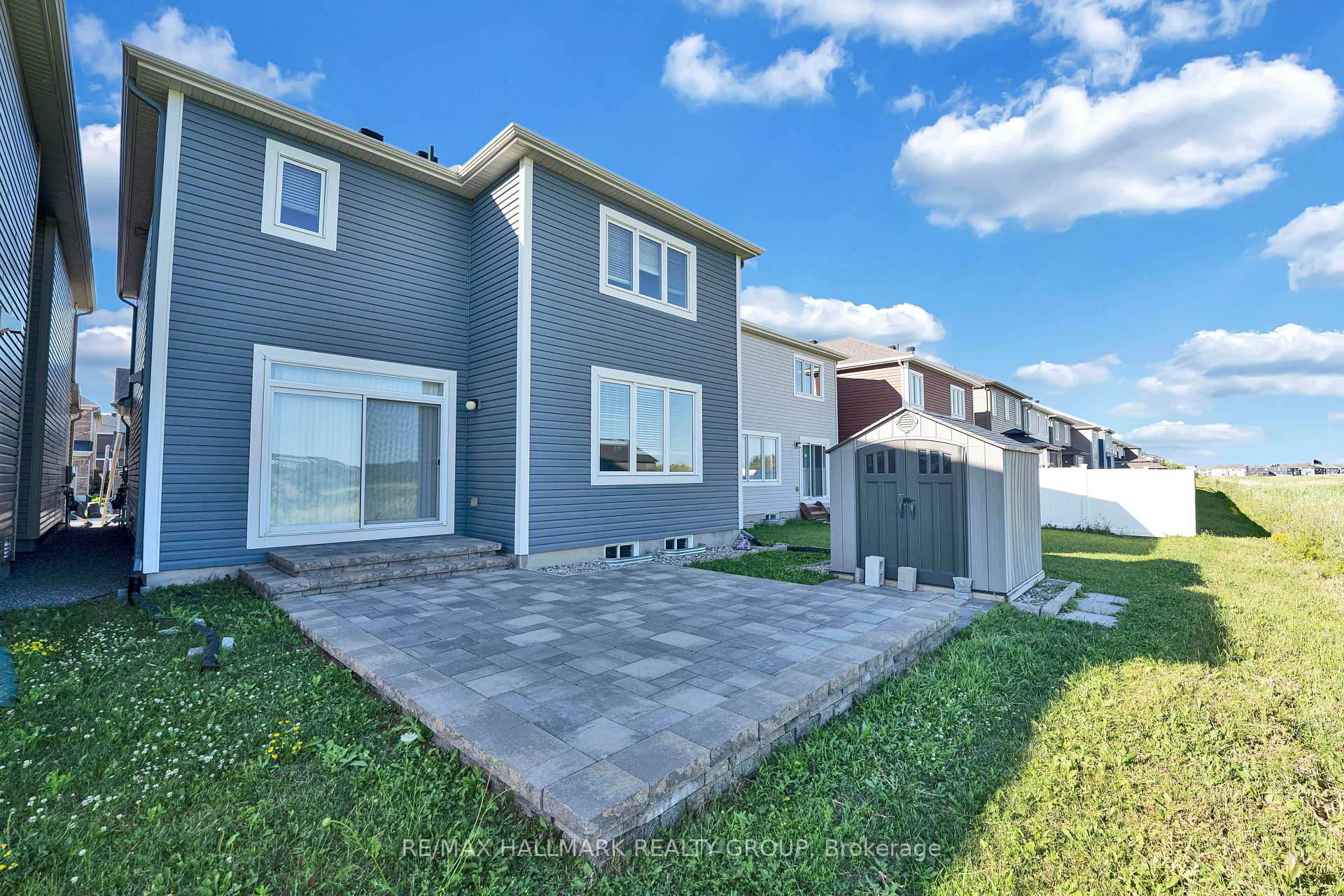 Photo 30 of 305 Sweetclover Way, Ottawa, Avalon West — HOMEH