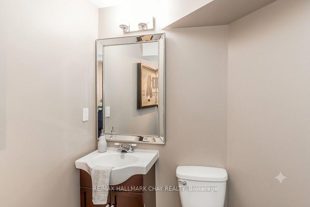 Photo 30 of 69 Kenwell Crescent, Barrie, Holly — HOMEH