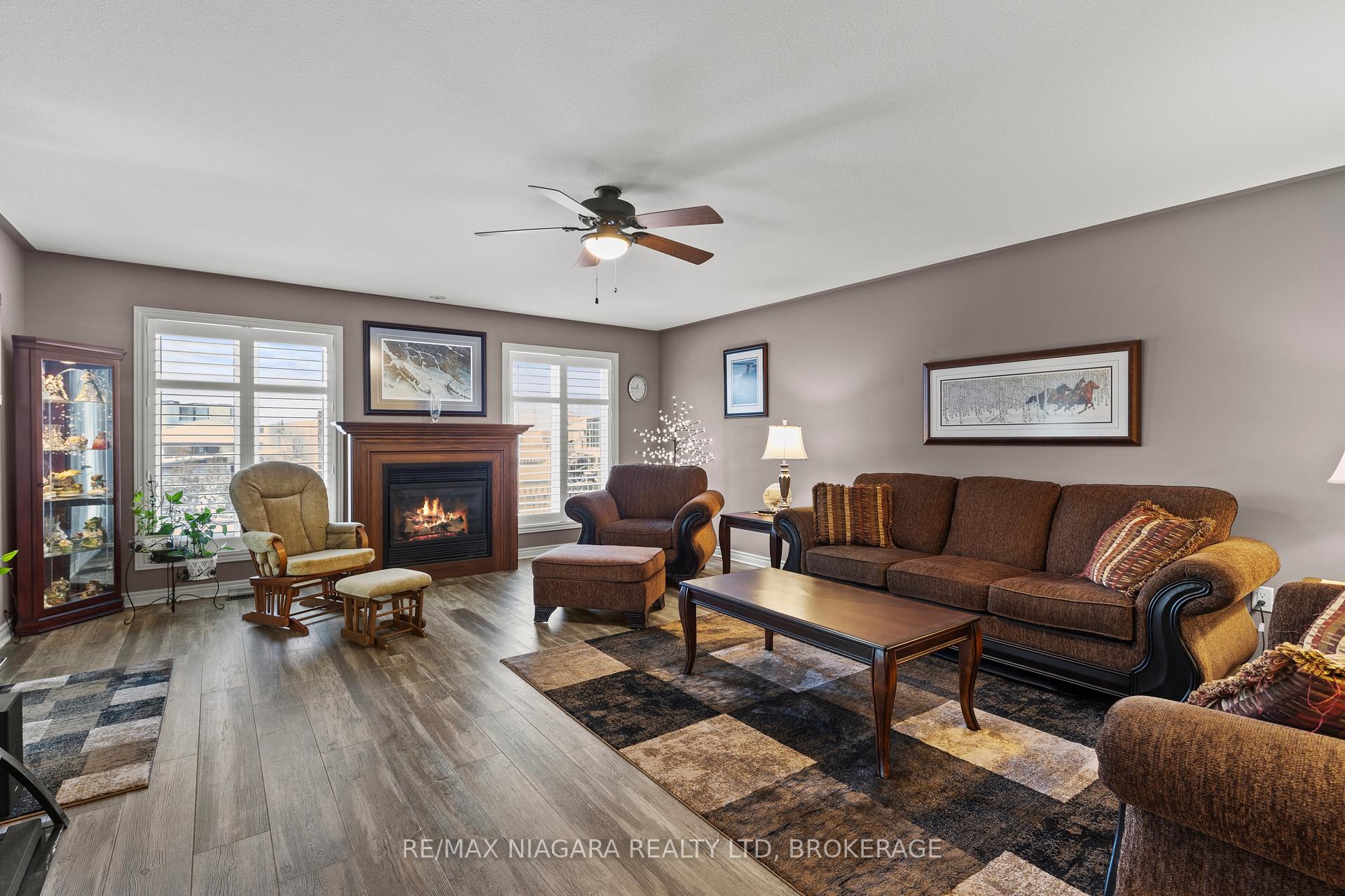 Photo 14 of 129 Wellbrook Avenue, Welland, Prince Charles — HOMEH