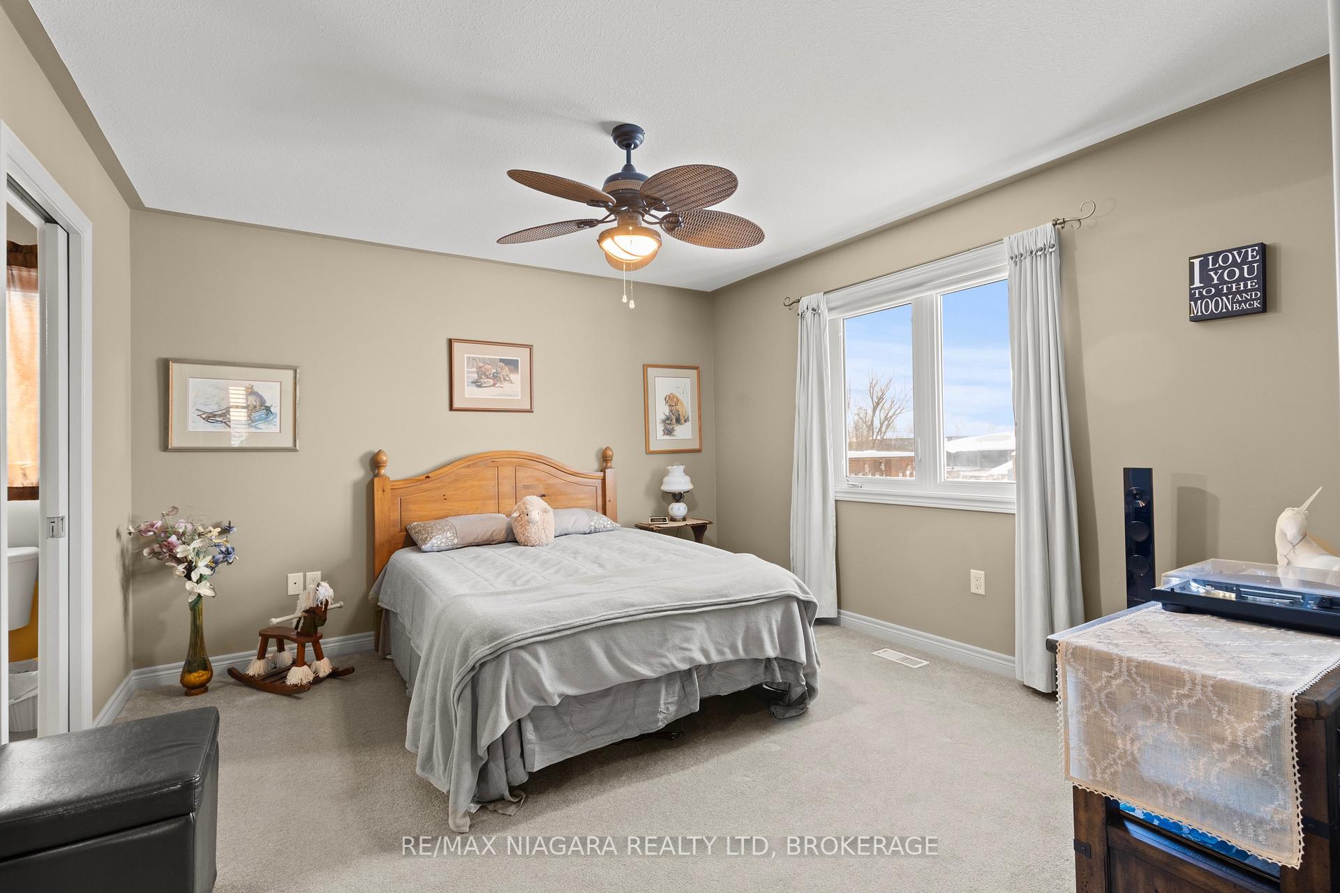 Photo 18 of 129 Wellbrook Avenue, Welland, Prince Charles — HOMEH
