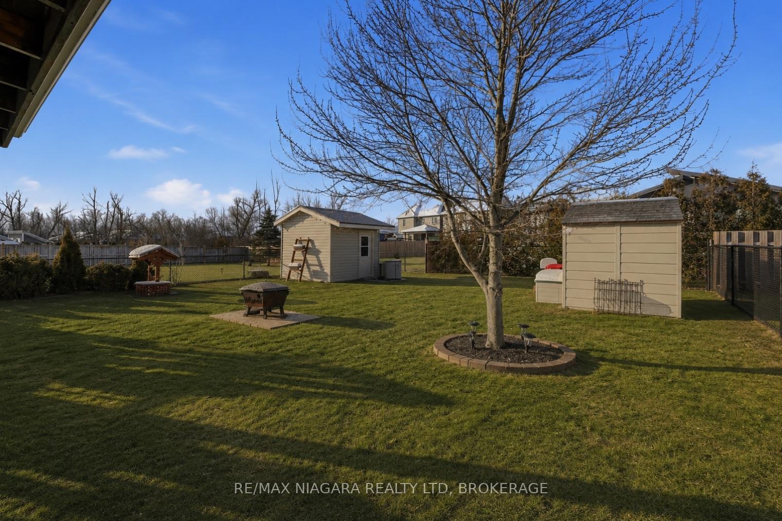 Photo 40 of 129 Wellbrook Avenue, Welland, Prince Charles — HOMEH