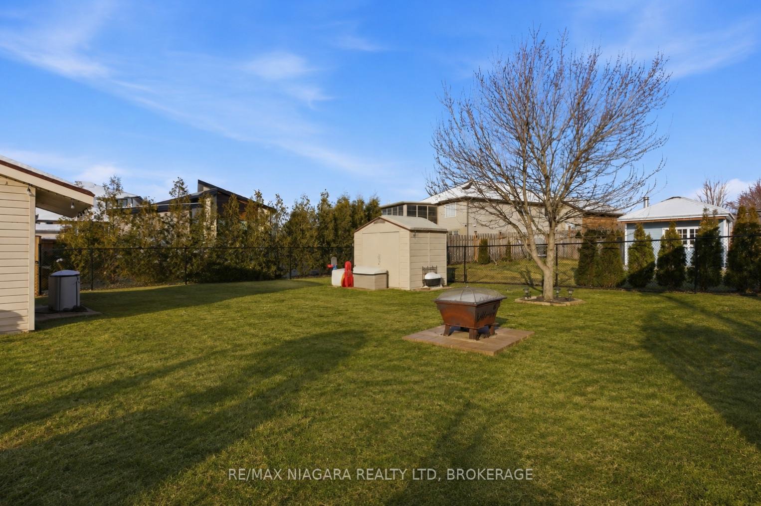 Photo 41 of 129 Wellbrook Avenue, Welland, Prince Charles — HOMEH