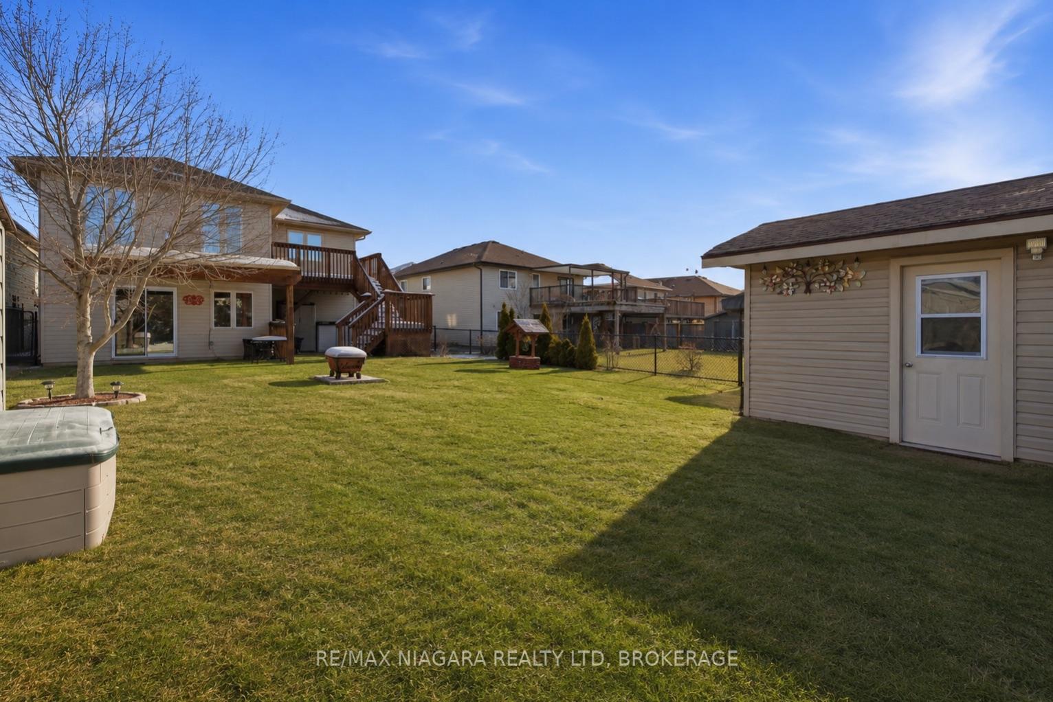 Photo 43 of 129 Wellbrook Avenue, Welland, Prince Charles — HOMEH