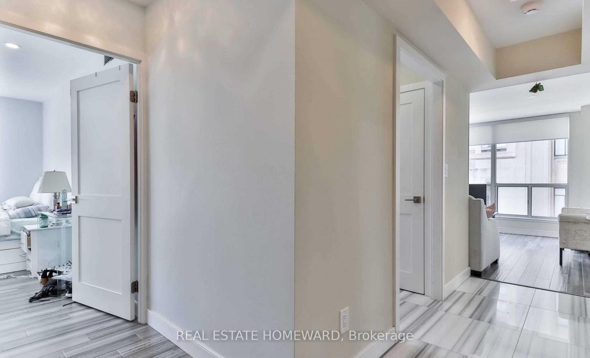 Photo 4 of Unit 406, 7 Carlton Street, Toronto, Church-Yonge Corridor — HOMEH
