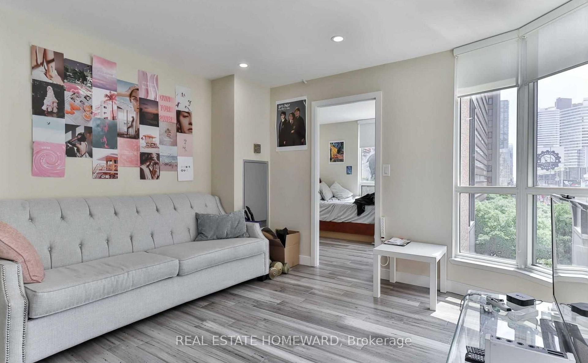 Photo 10 of Unit 406, 7 Carlton Street, Toronto, Church-Yonge Corridor — HOMEH