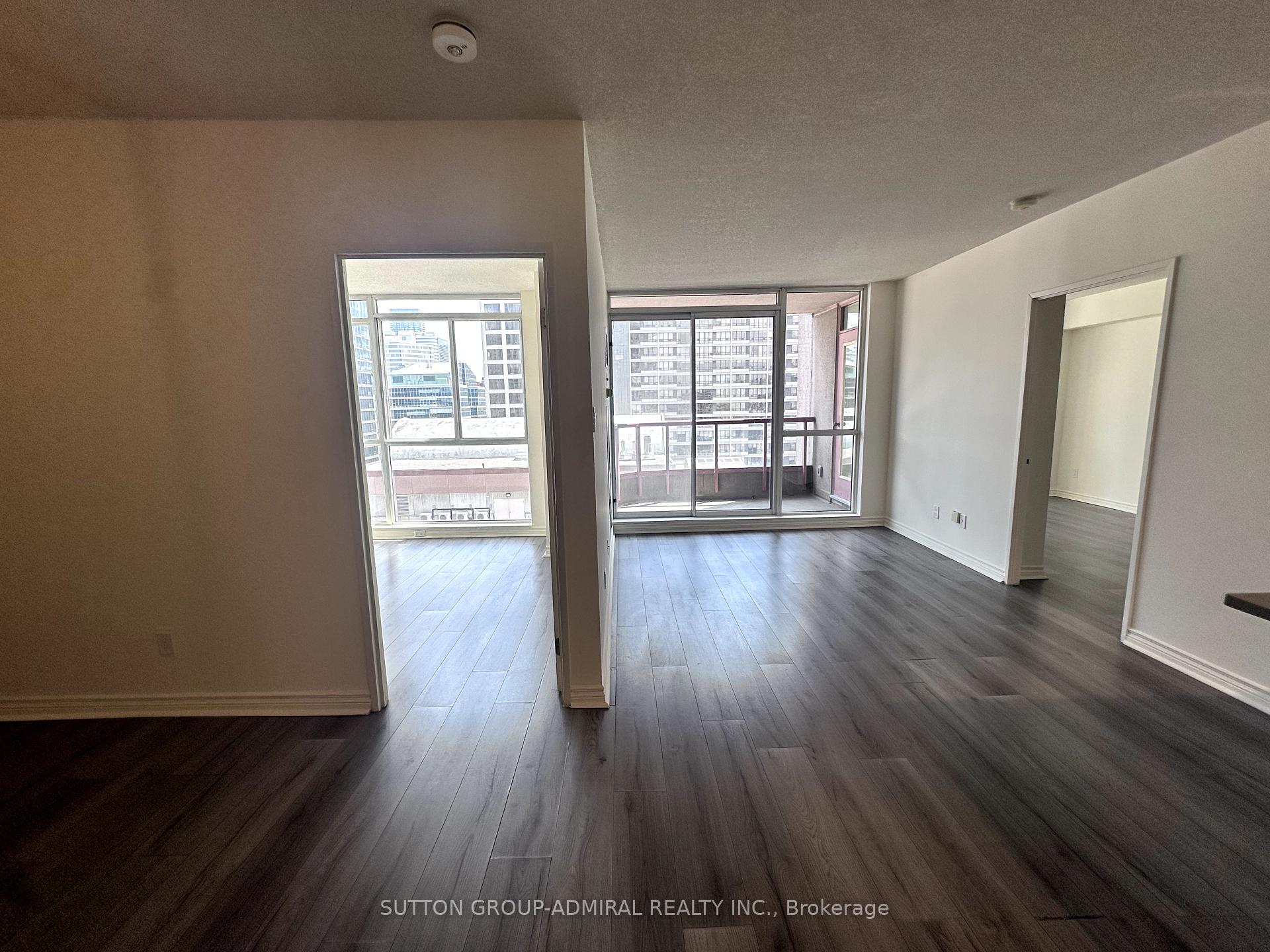 Photo 2 of Unit 2103, 736 Bay Street, Toronto, Bay Street Corridor — HOMEH