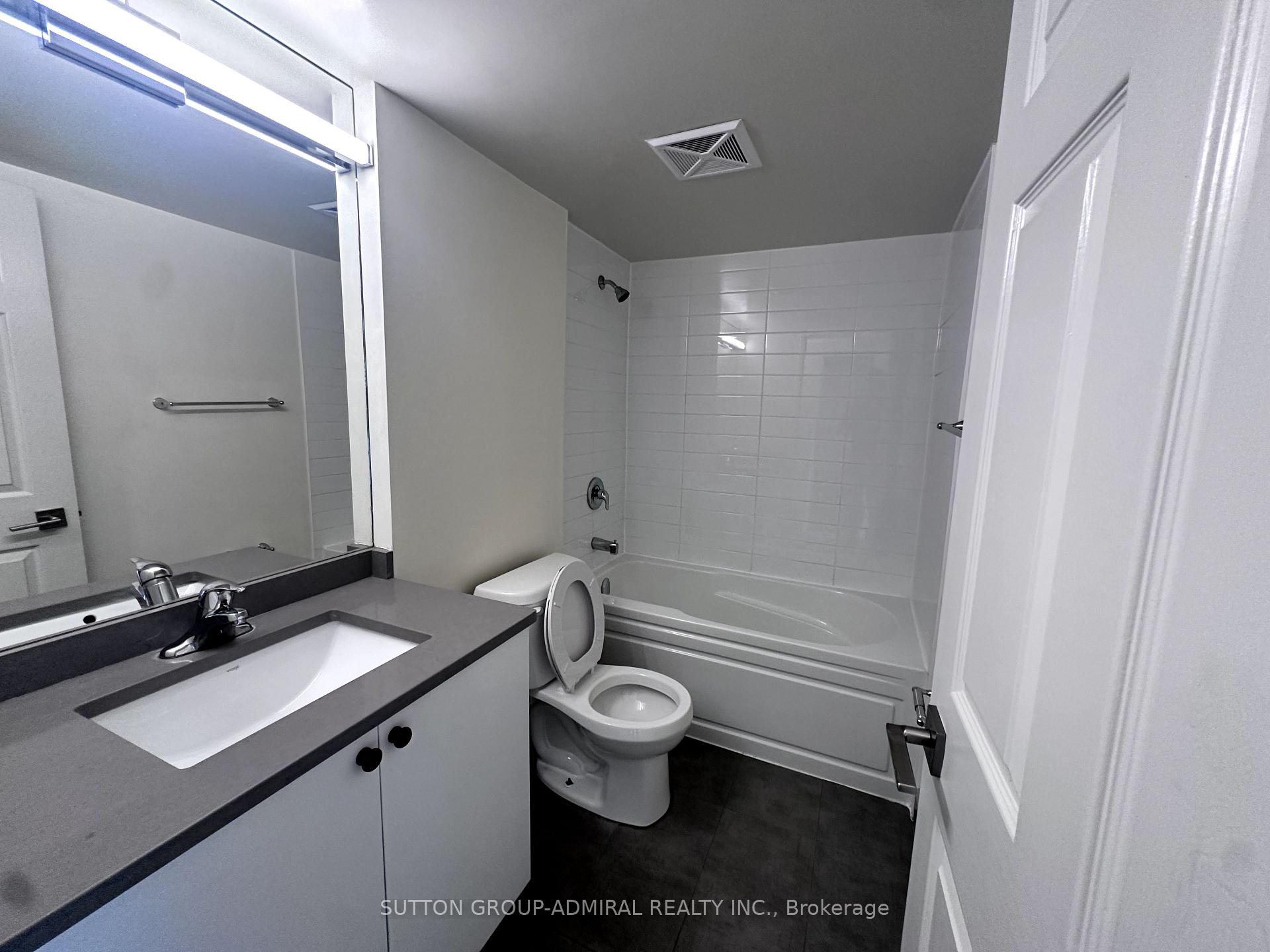 Photo 3 of Unit 2103, 736 Bay Street, Toronto, Bay Street Corridor — HOMEH