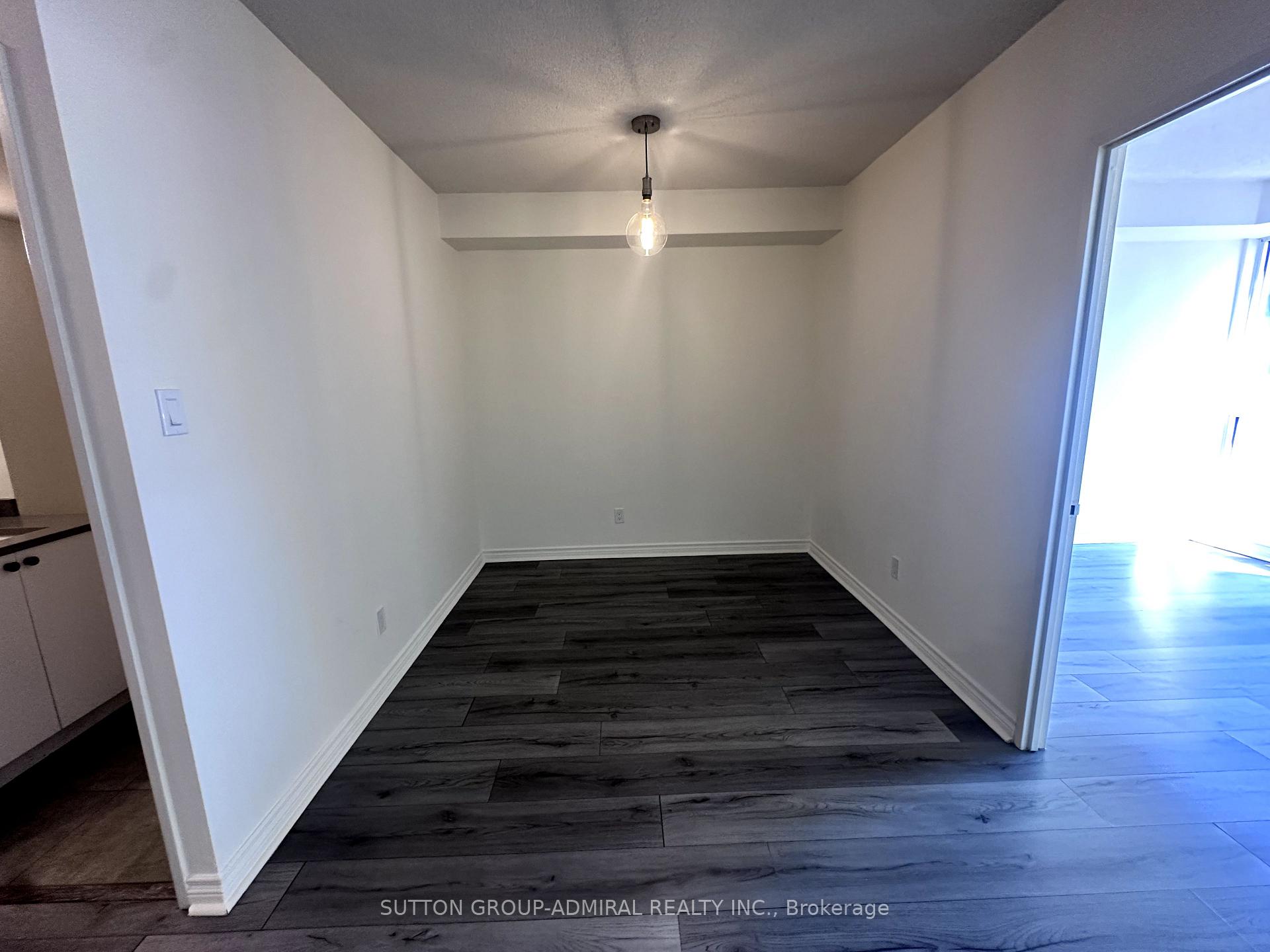 Photo 4 of Unit 2103, 736 Bay Street, Toronto, Bay Street Corridor — HOMEH