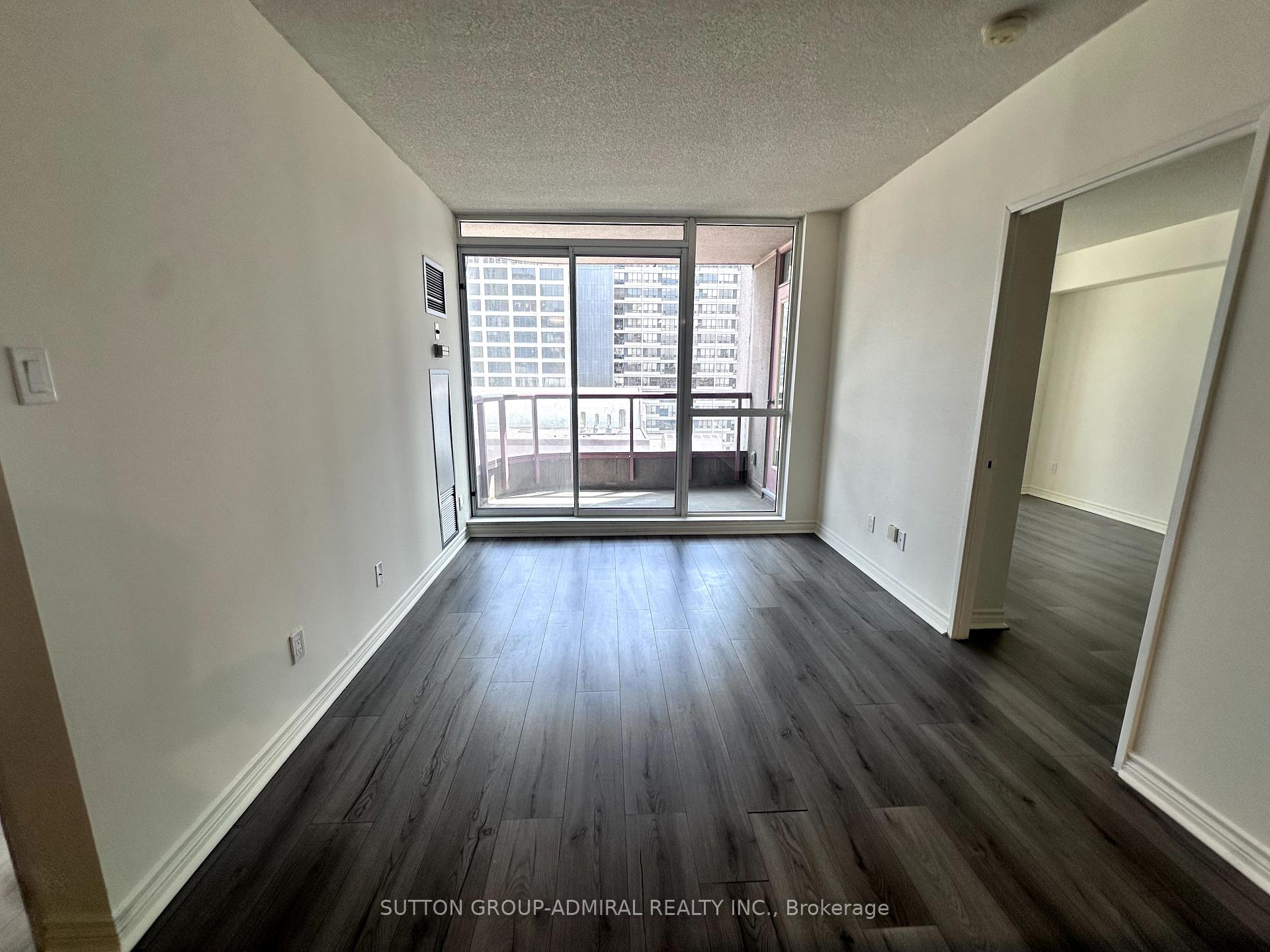 Photo 6 of Unit 2103, 736 Bay Street, Toronto, Bay Street Corridor — HOMEH