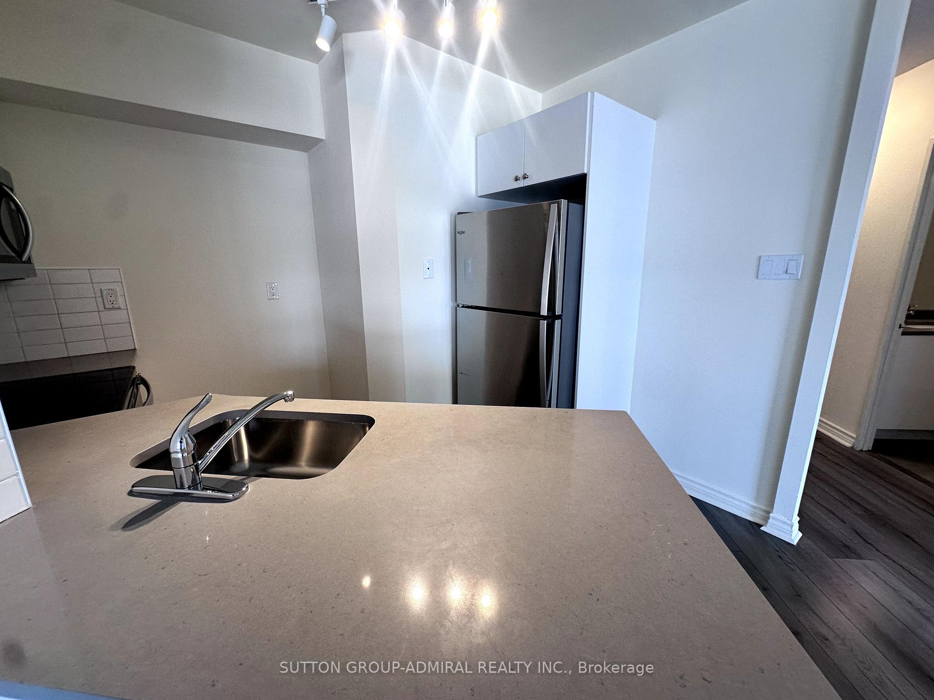 Photo 7 of Unit 2103, 736 Bay Street, Toronto, Bay Street Corridor — HOMEH