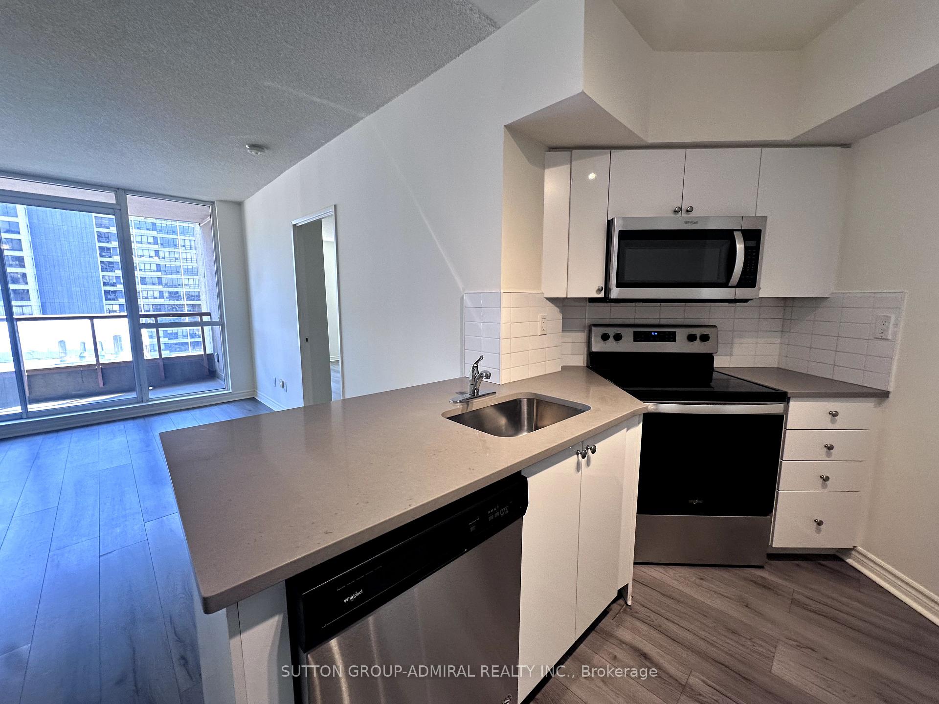 Photo 8 of Unit 2103, 736 Bay Street, Toronto, Bay Street Corridor — HOMEH