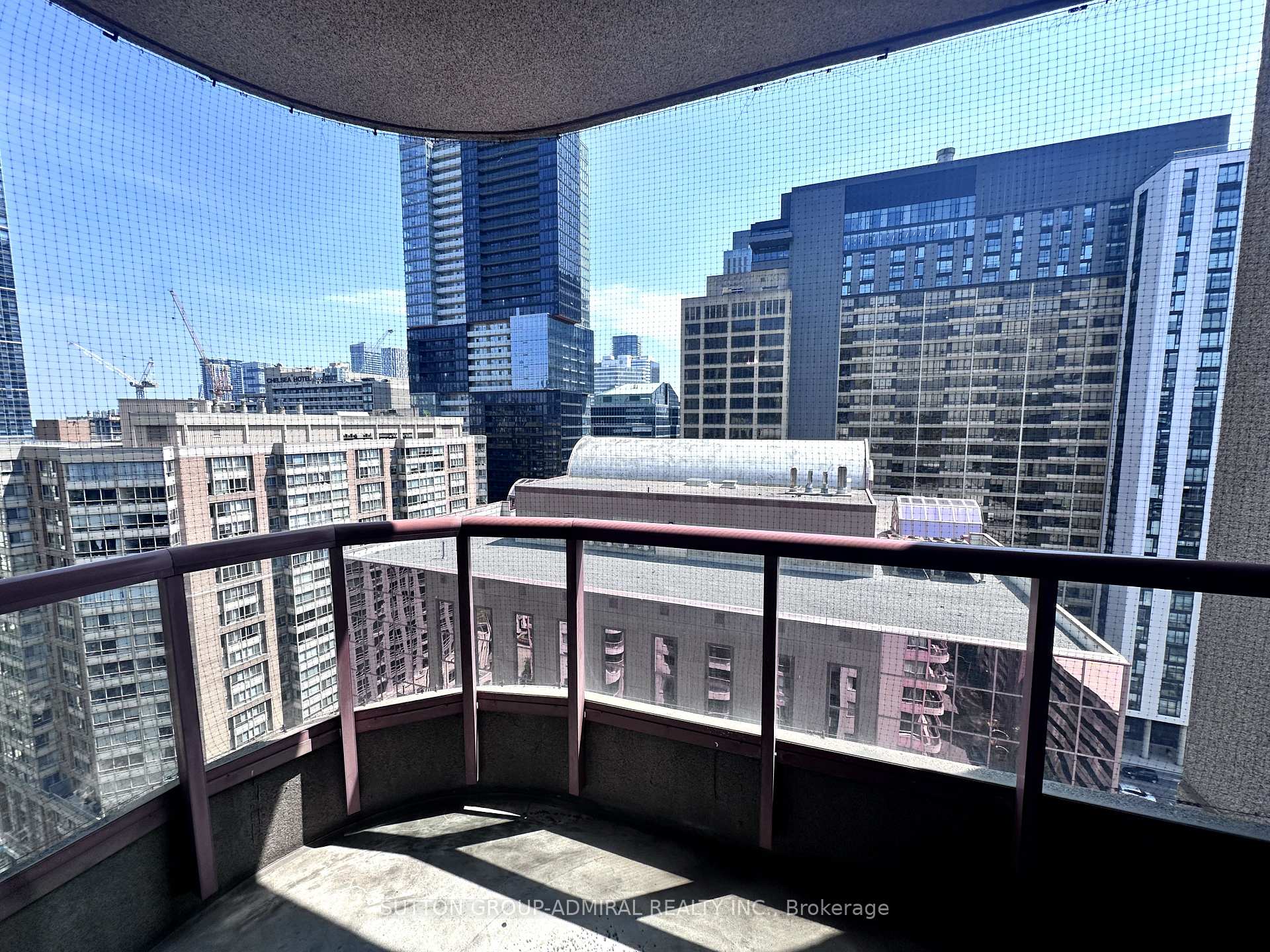 Photo 11 of Unit 2103, 736 Bay Street, Toronto, Bay Street Corridor — HOMEH