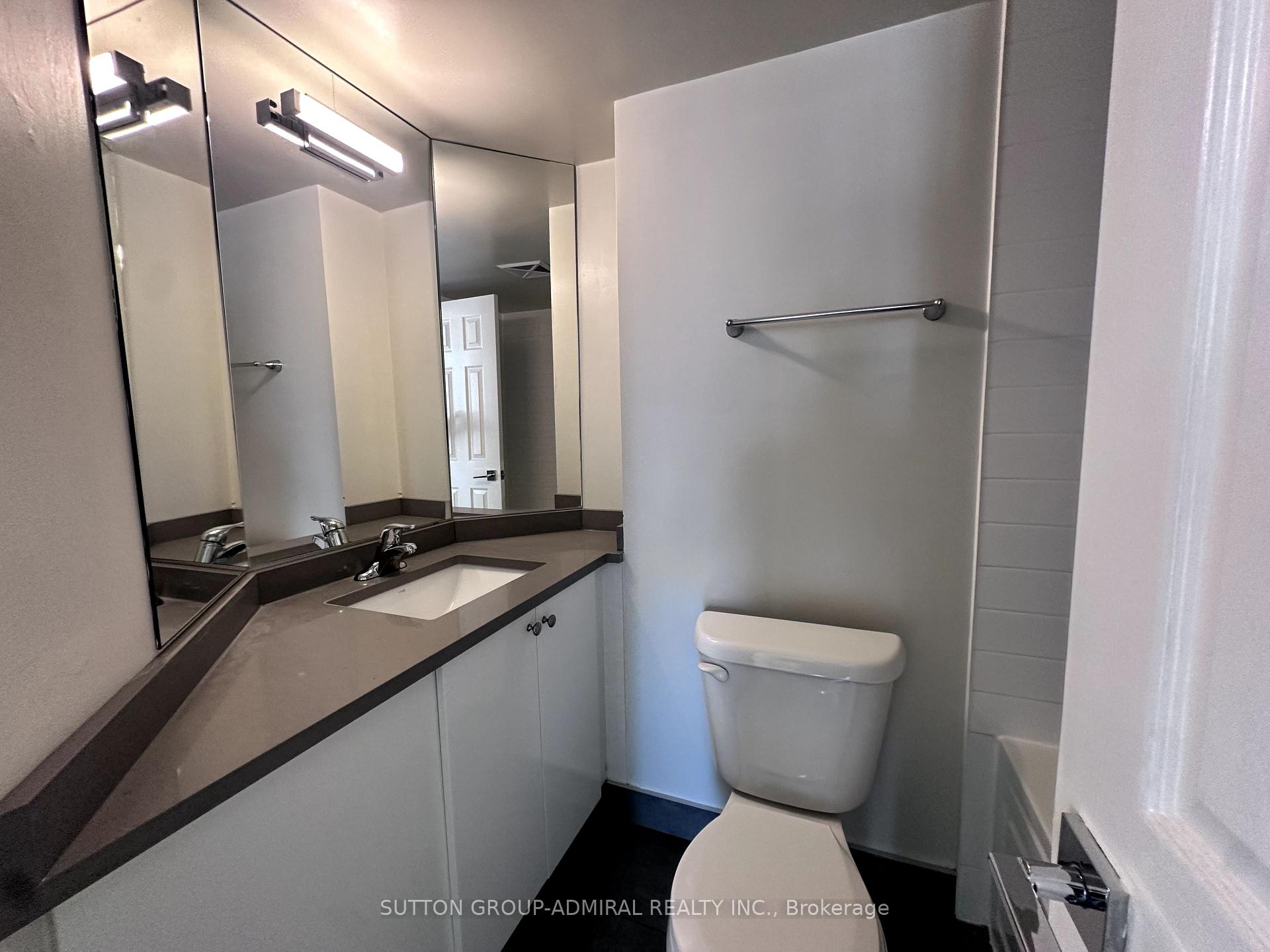 Photo 17 of Unit 2103, 736 Bay Street, Toronto, Bay Street Corridor — HOMEH