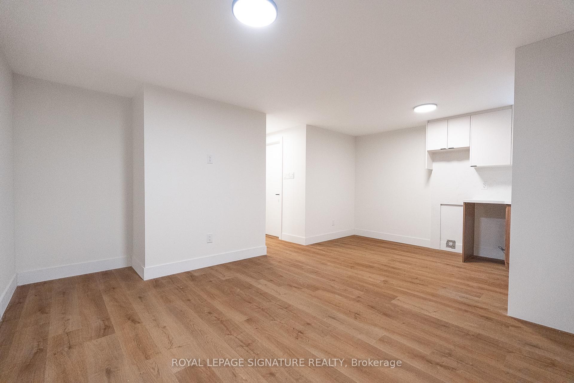 Photo 5 of Unit 1, 7 Earnscliffe Road, Toronto, Oakwood Village — HOMEH