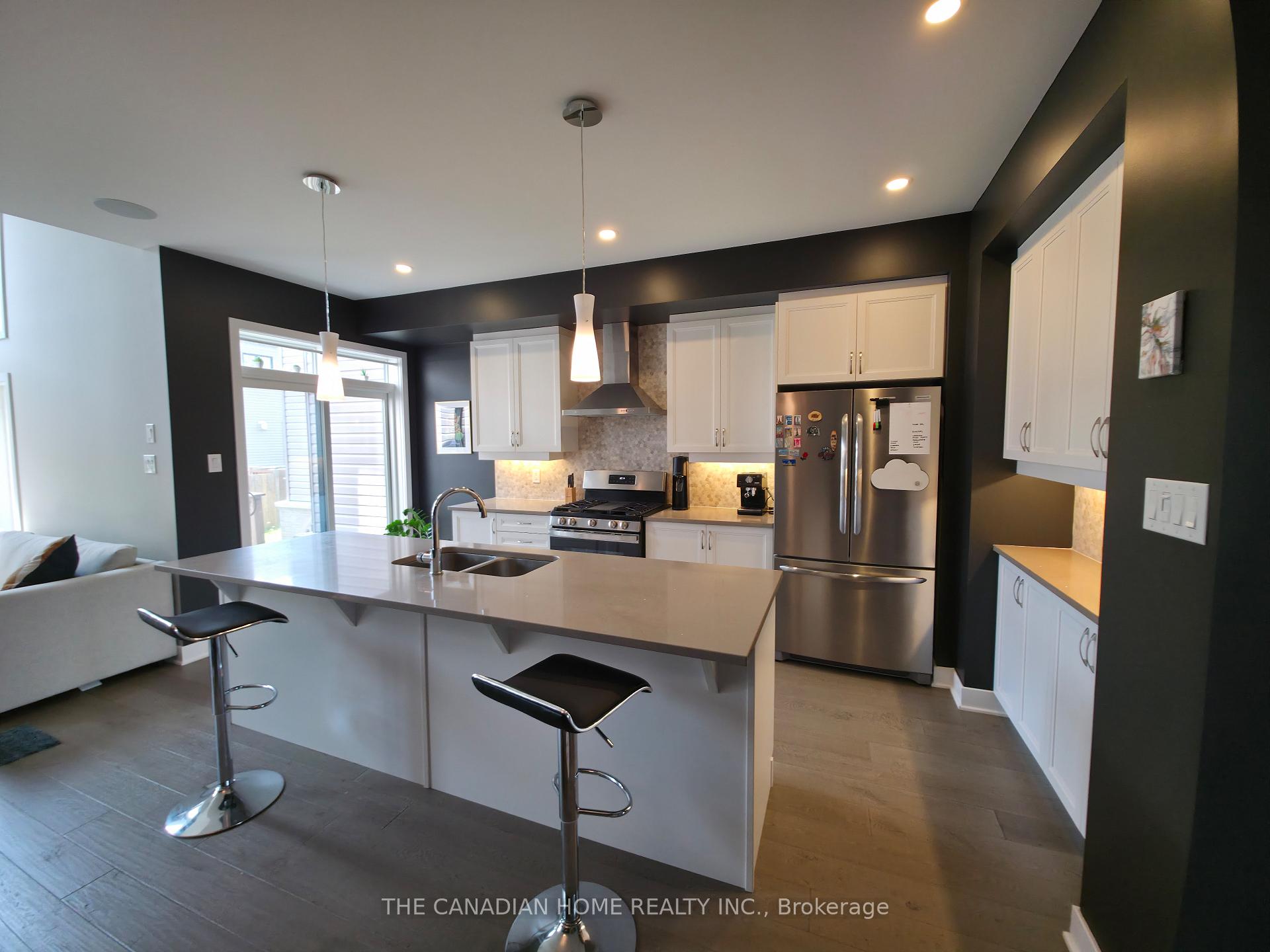 Photo 6 of 458 Trident Mews, Ottawa, Leitrim — HOMEH