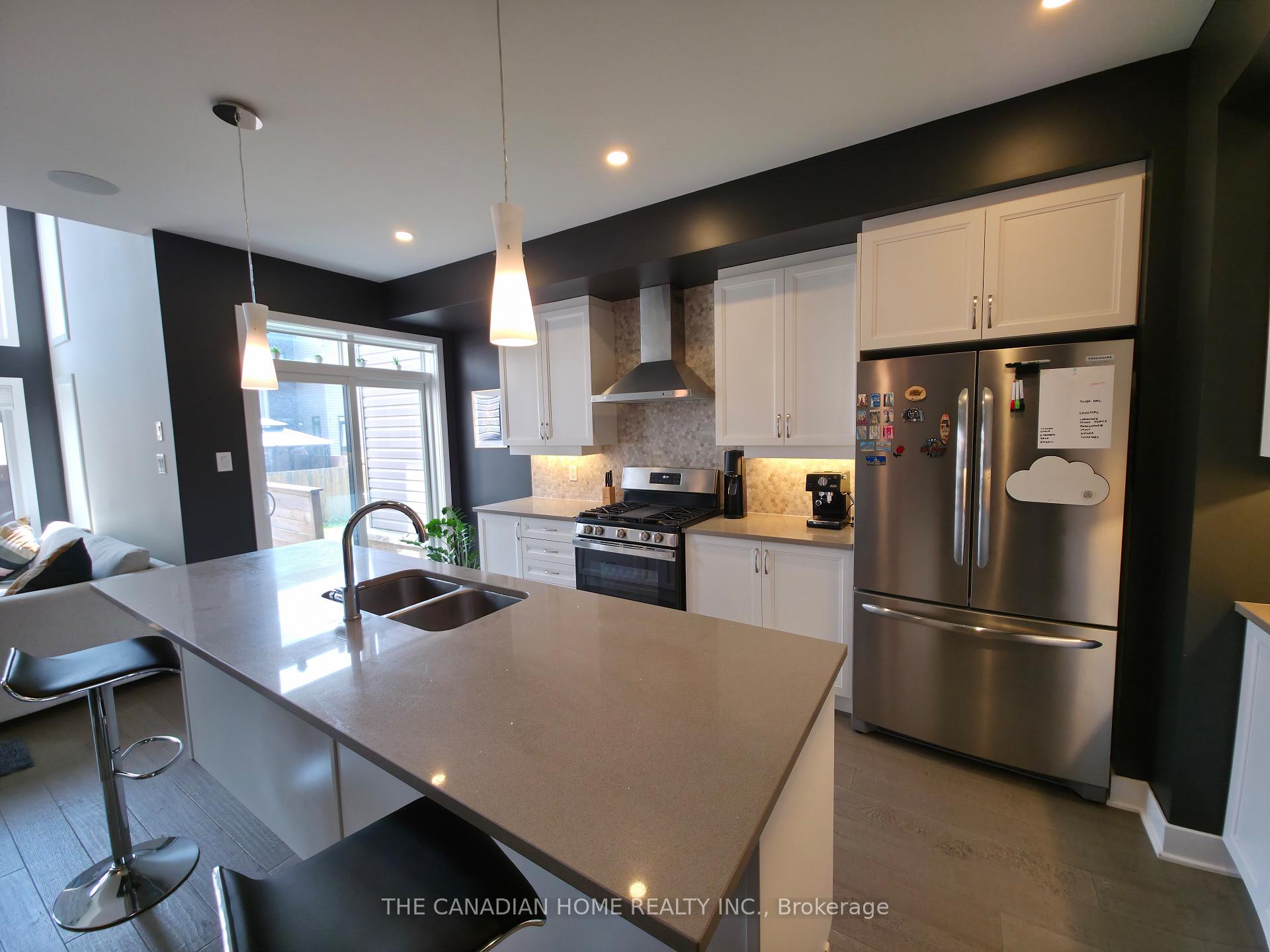 Photo 7 of 458 Trident Mews, Ottawa, Leitrim — HOMEH