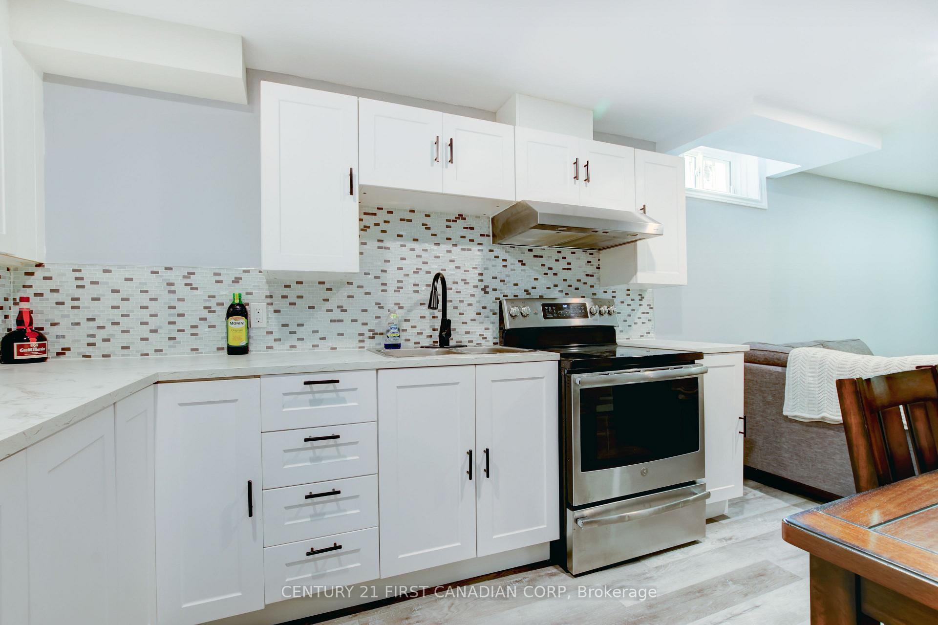 Photo 30 of 79 Newbridge Crescent, Brampton, Westgate — HOMEH
