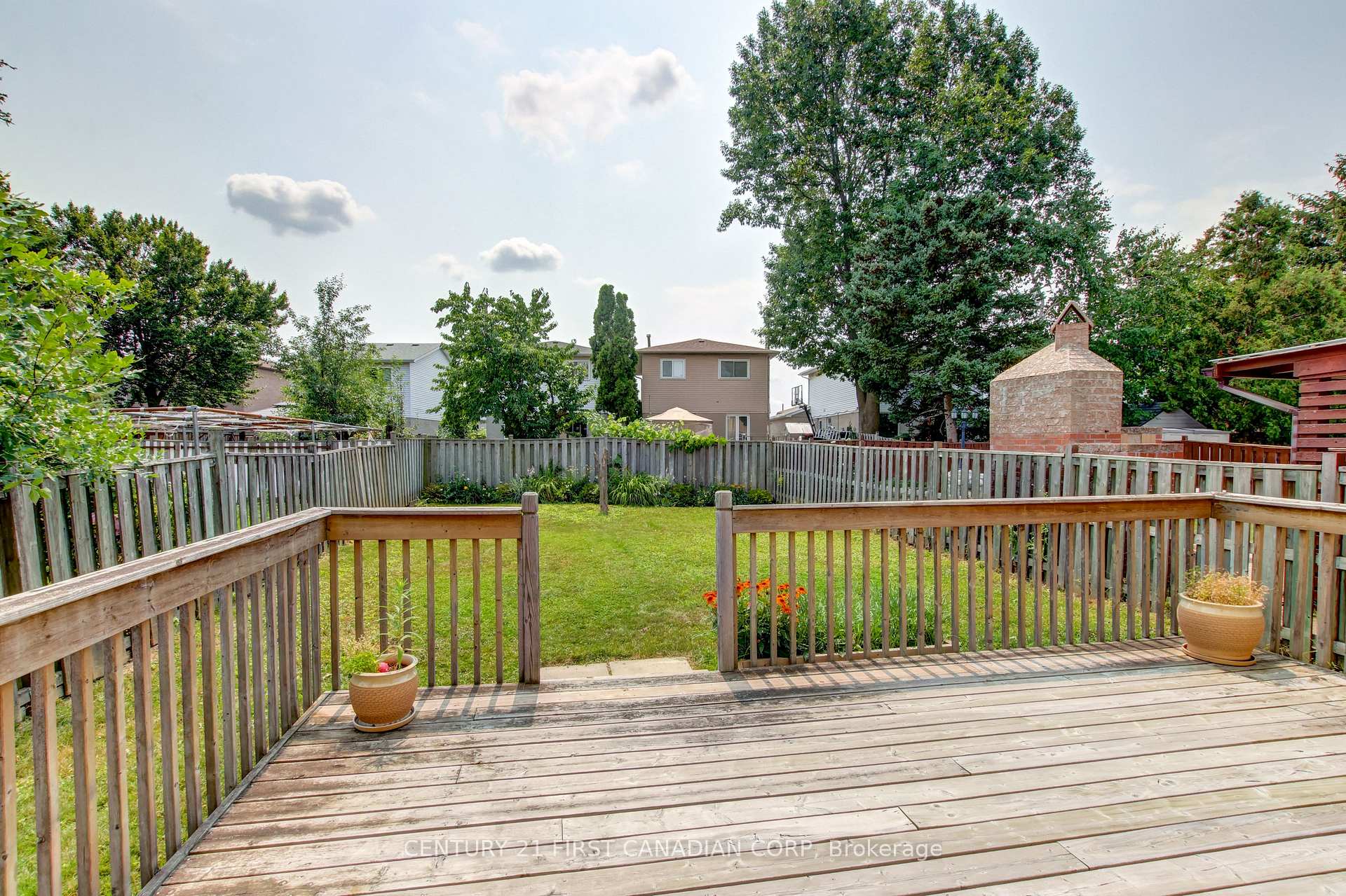 Photo 45 of 79 Newbridge Crescent, Brampton, Westgate — HOMEH