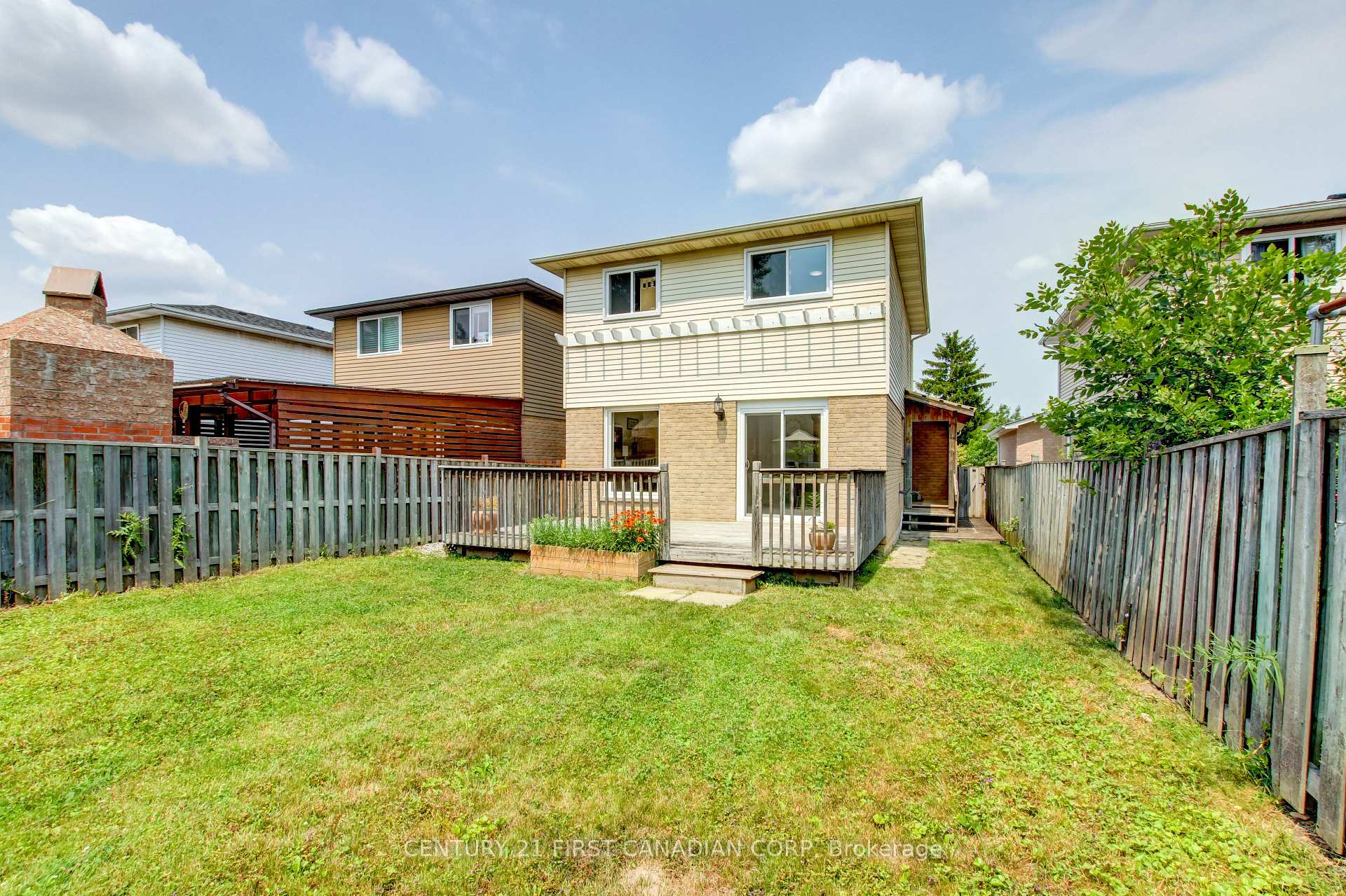 Photo 47 of 79 Newbridge Crescent, Brampton, Westgate — HOMEH