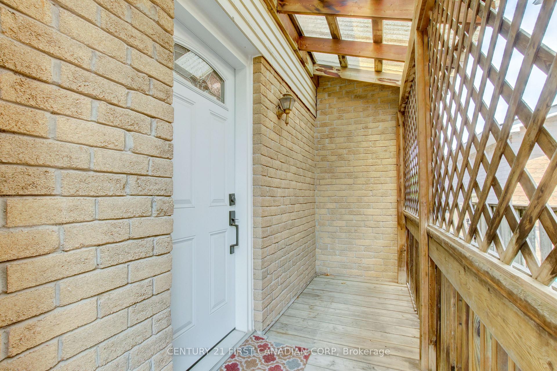 Photo 48 of 79 Newbridge Crescent, Brampton, Westgate — HOMEH