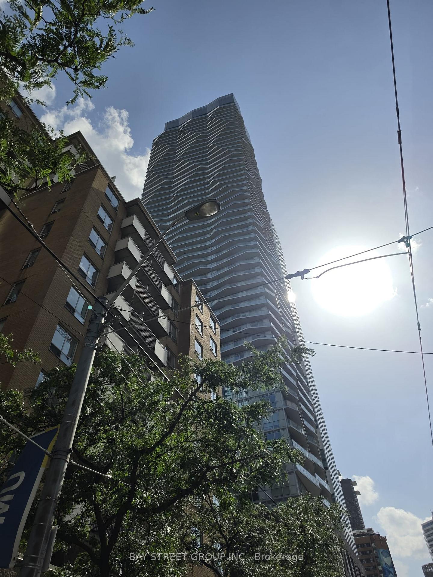 Front of Unit 4709, 100 Dalhousie Street
