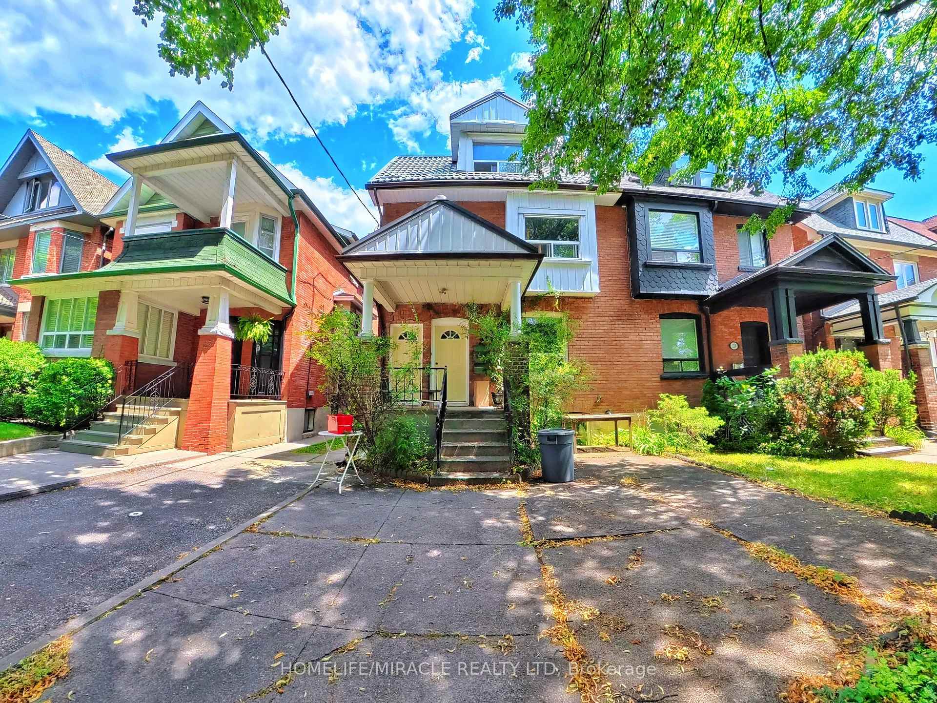 Photo 2 of 121 Medland Street, Toronto, Junction Area — HOMEH