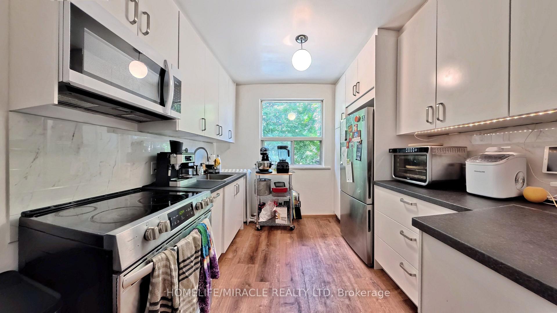 Photo 15 of 121 Medland Street, Toronto, Junction Area — HOMEH