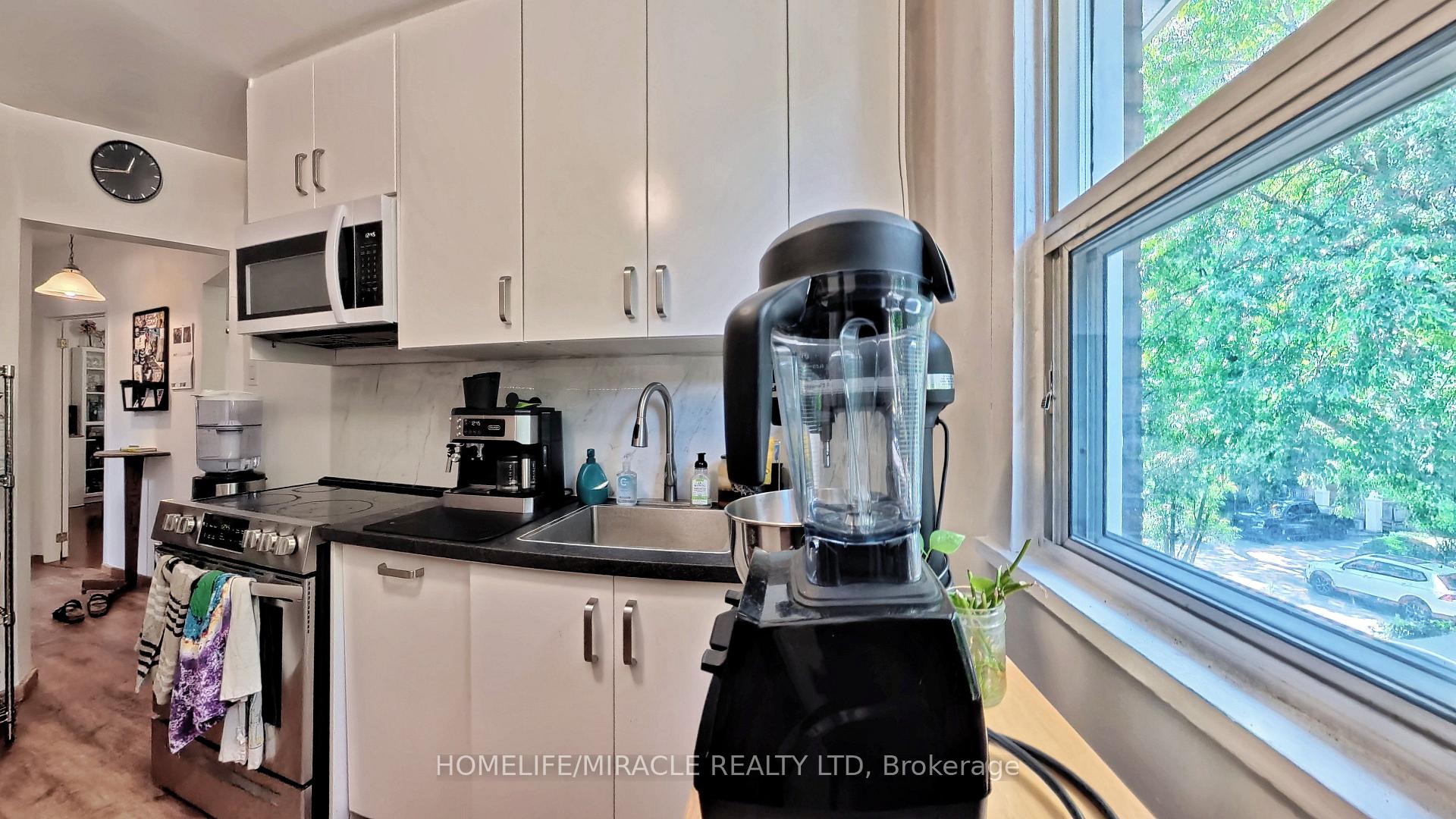Photo 17 of 121 Medland Street, Toronto, Junction Area — HOMEH
