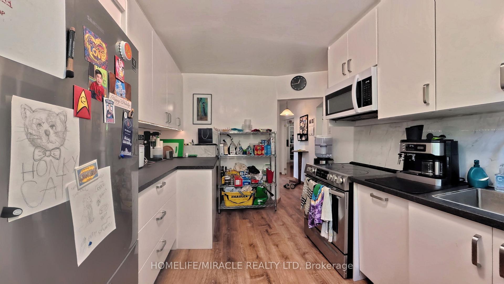 Photo 19 of 121 Medland Street, Toronto, Junction Area — HOMEH