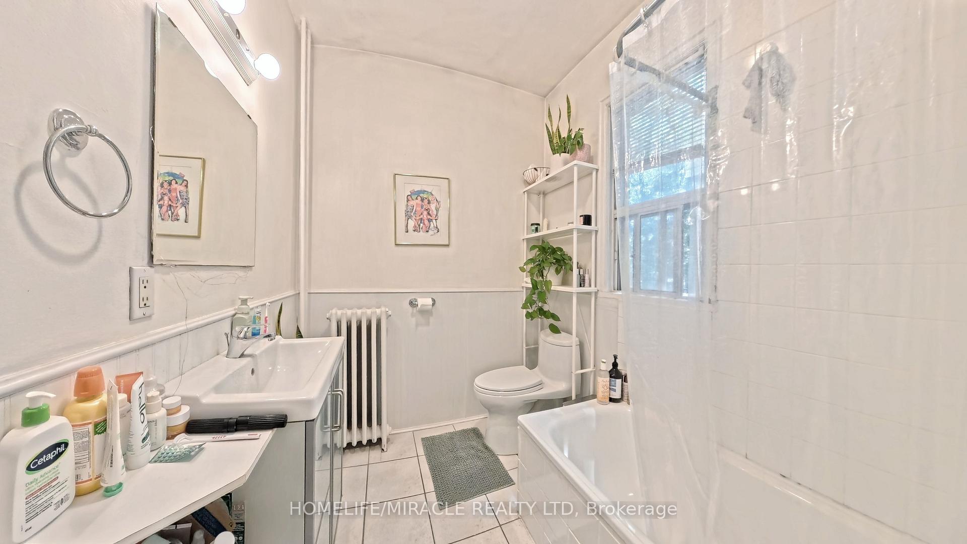 Photo 57 of 121 Medland Street, Toronto, Junction Area — HOMEH