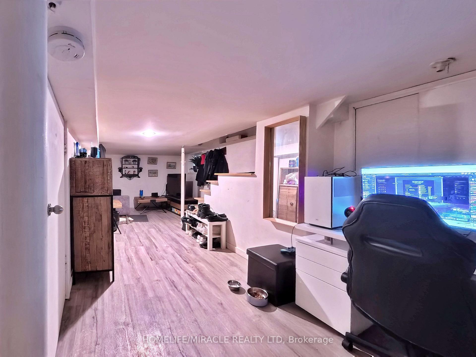 Photo 65 of 121 Medland Street, Toronto, Junction Area — HOMEH
