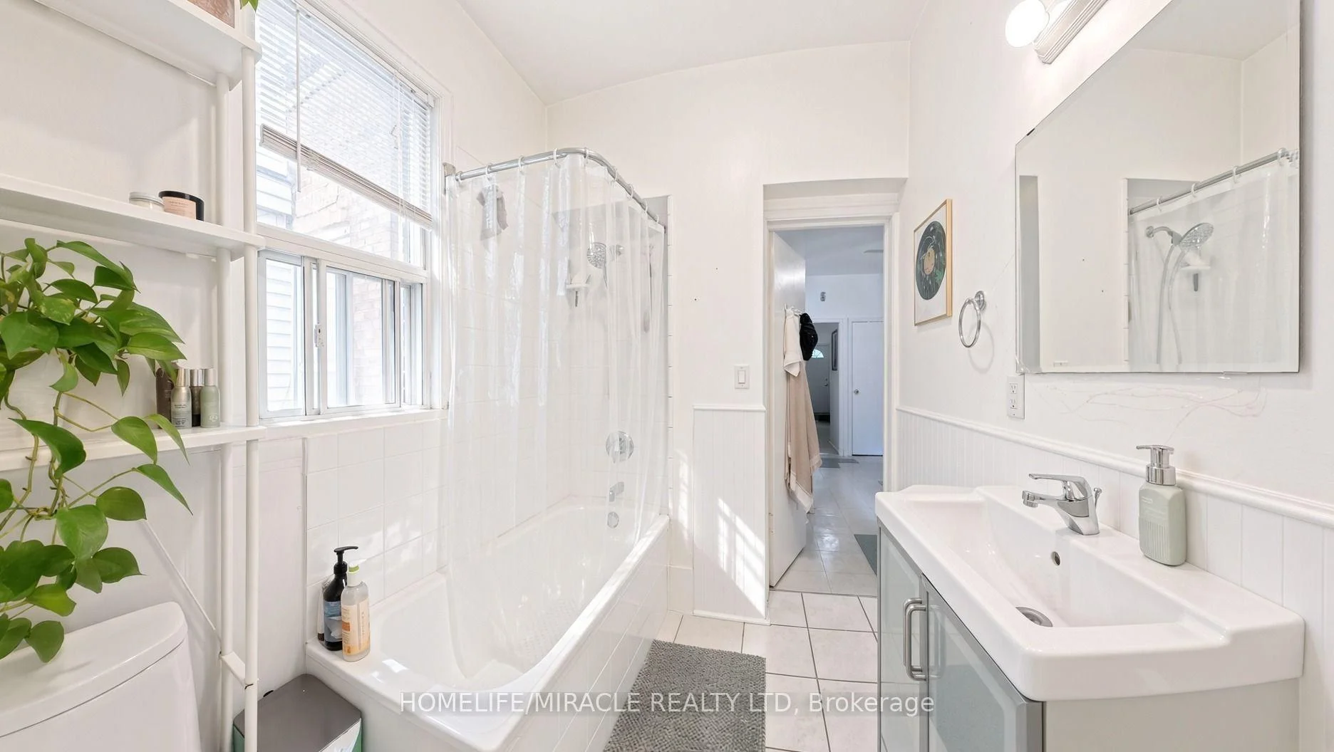 Photo 10 of 121 Medland Street, Toronto, Junction Area — HOMEH