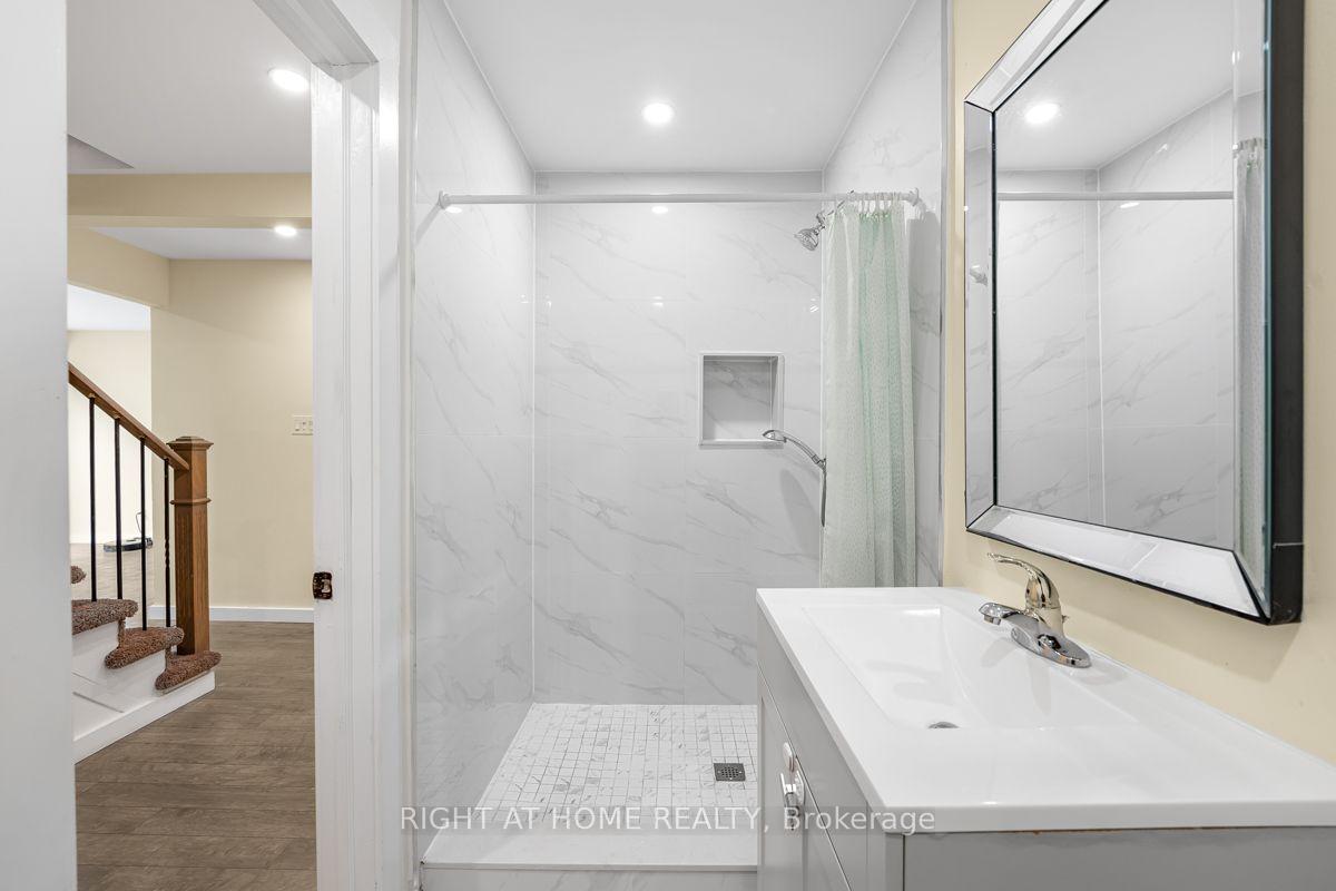 Photo 14 of 1361 Brands Court, Pickering, Liverpool — HOMEH