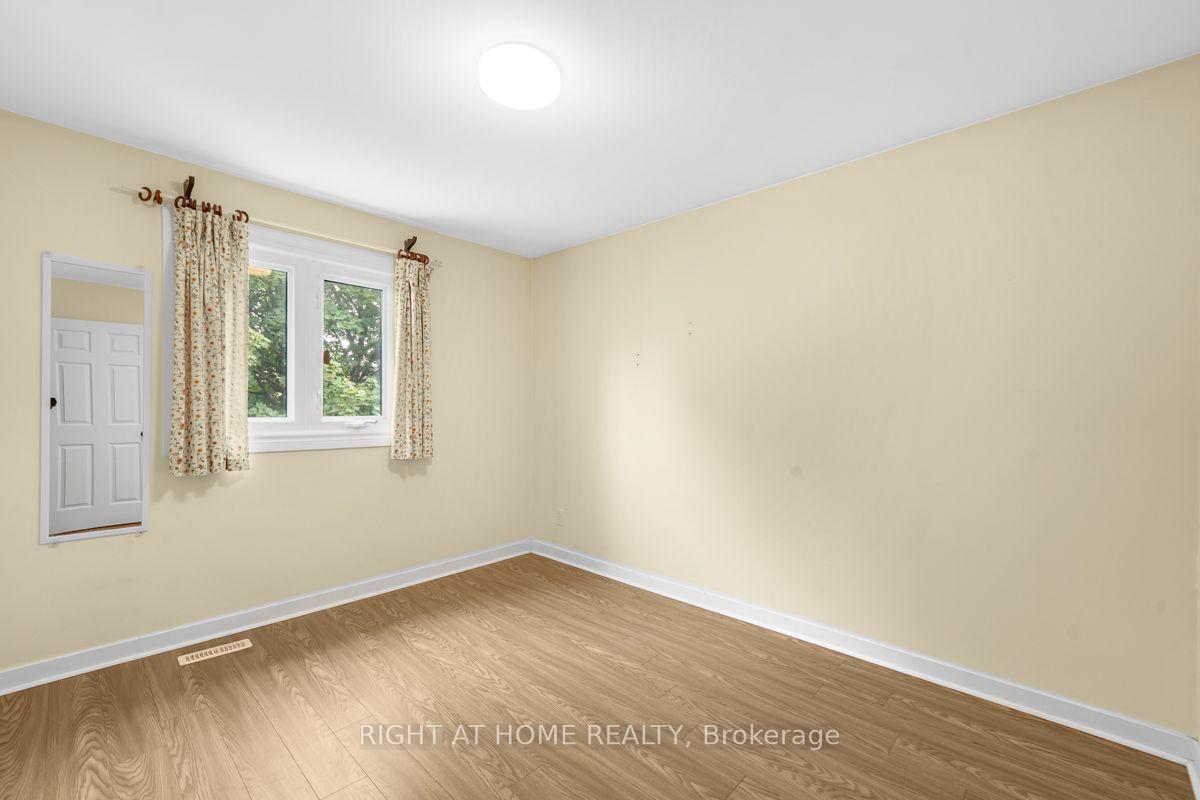 Photo 23 of 1361 Brands Court, Pickering, Liverpool — HOMEH
