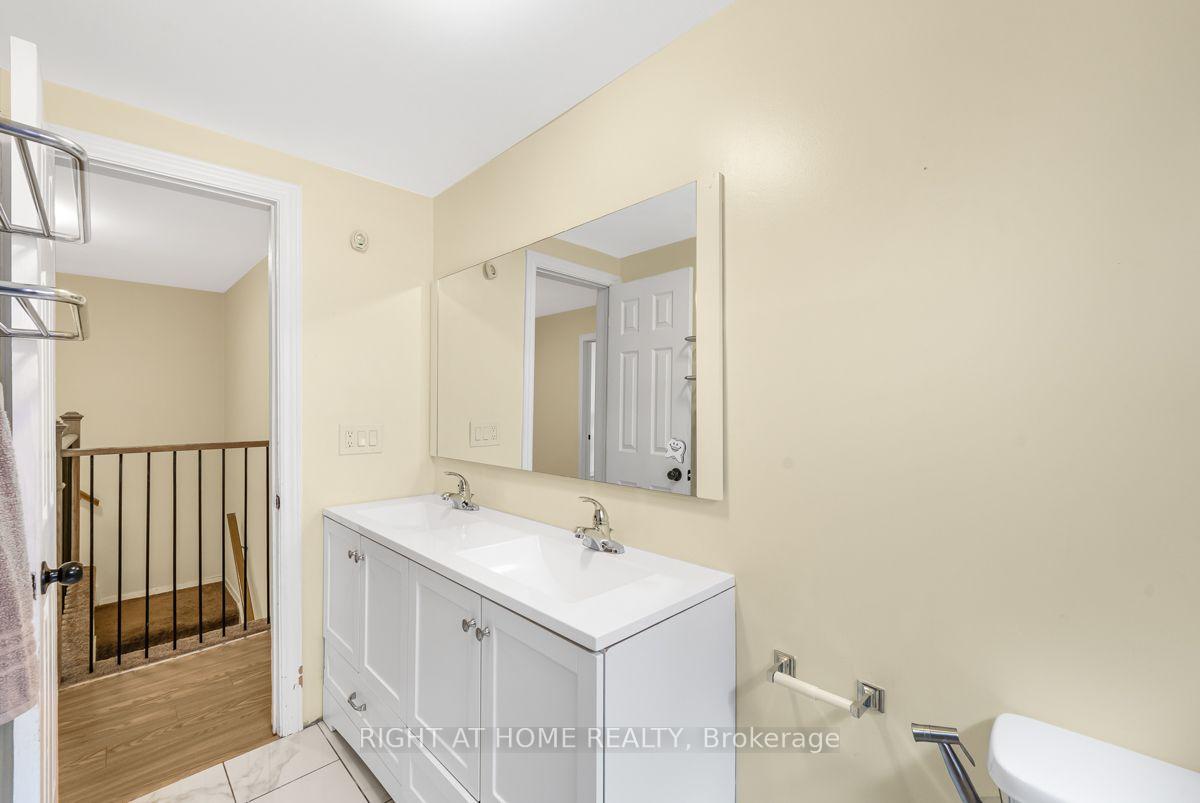 Photo 27 of 1361 Brands Court, Pickering, Liverpool — HOMEH