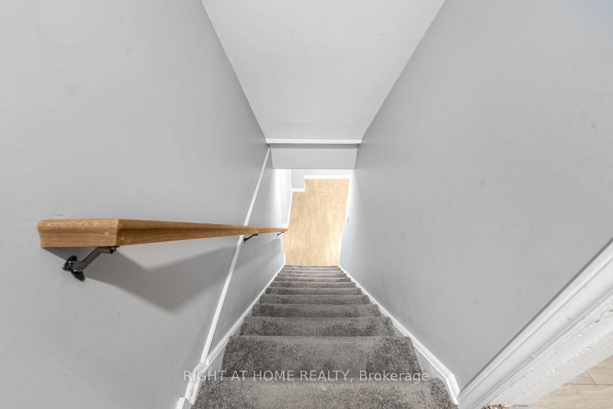 Photo 30 of 1361 Brands Court, Pickering, Liverpool — HOMEH
