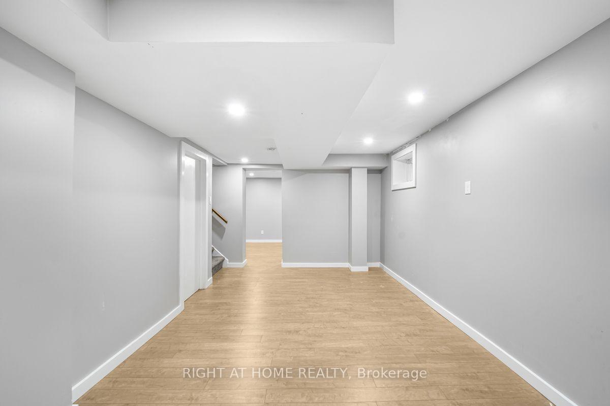 Photo 35 of 1361 Brands Court, Pickering, Liverpool — HOMEH