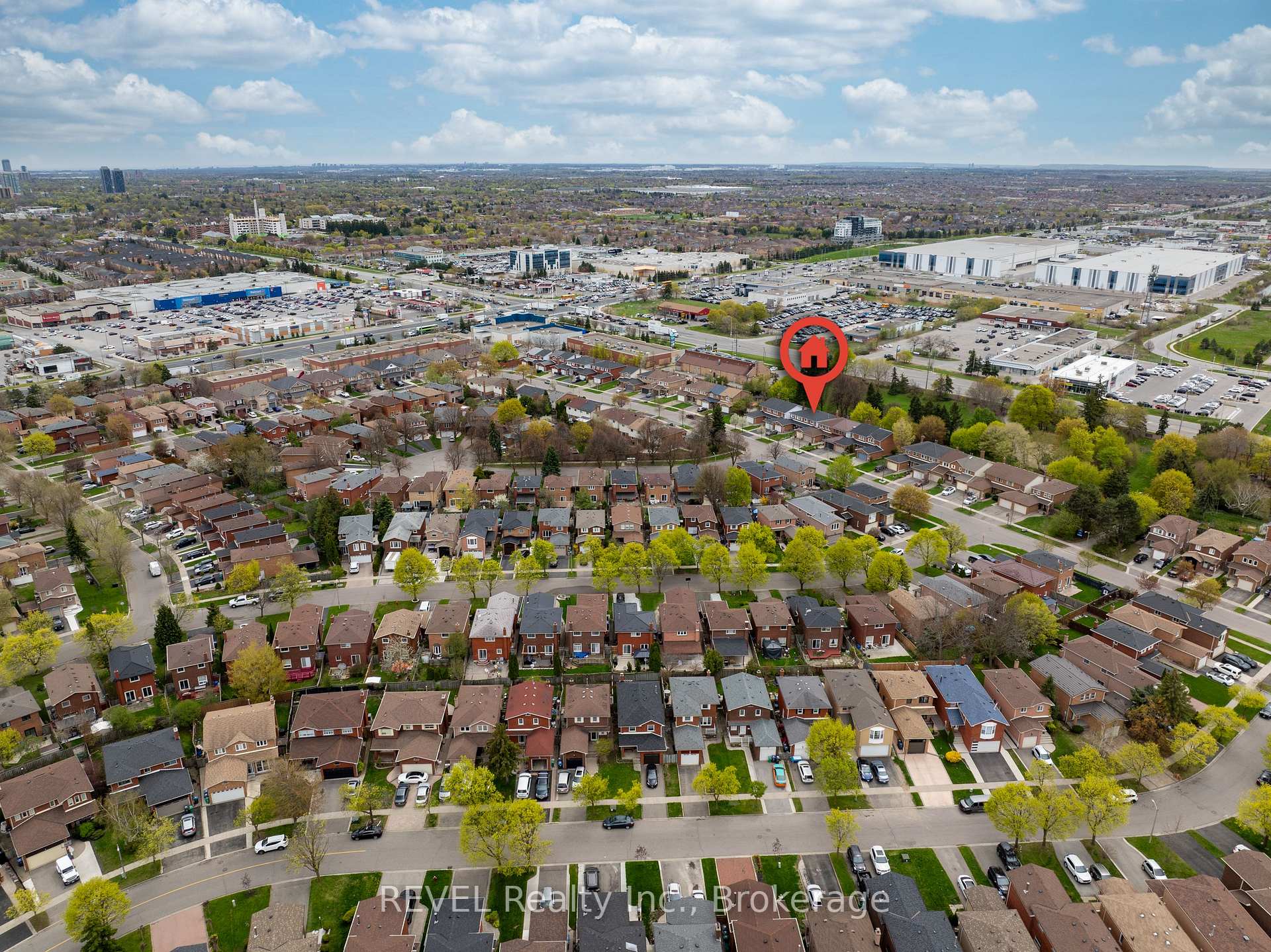 Photo 6 of 80 Dumfries Avenue, Brampton, Heart Lake West — HOMEH