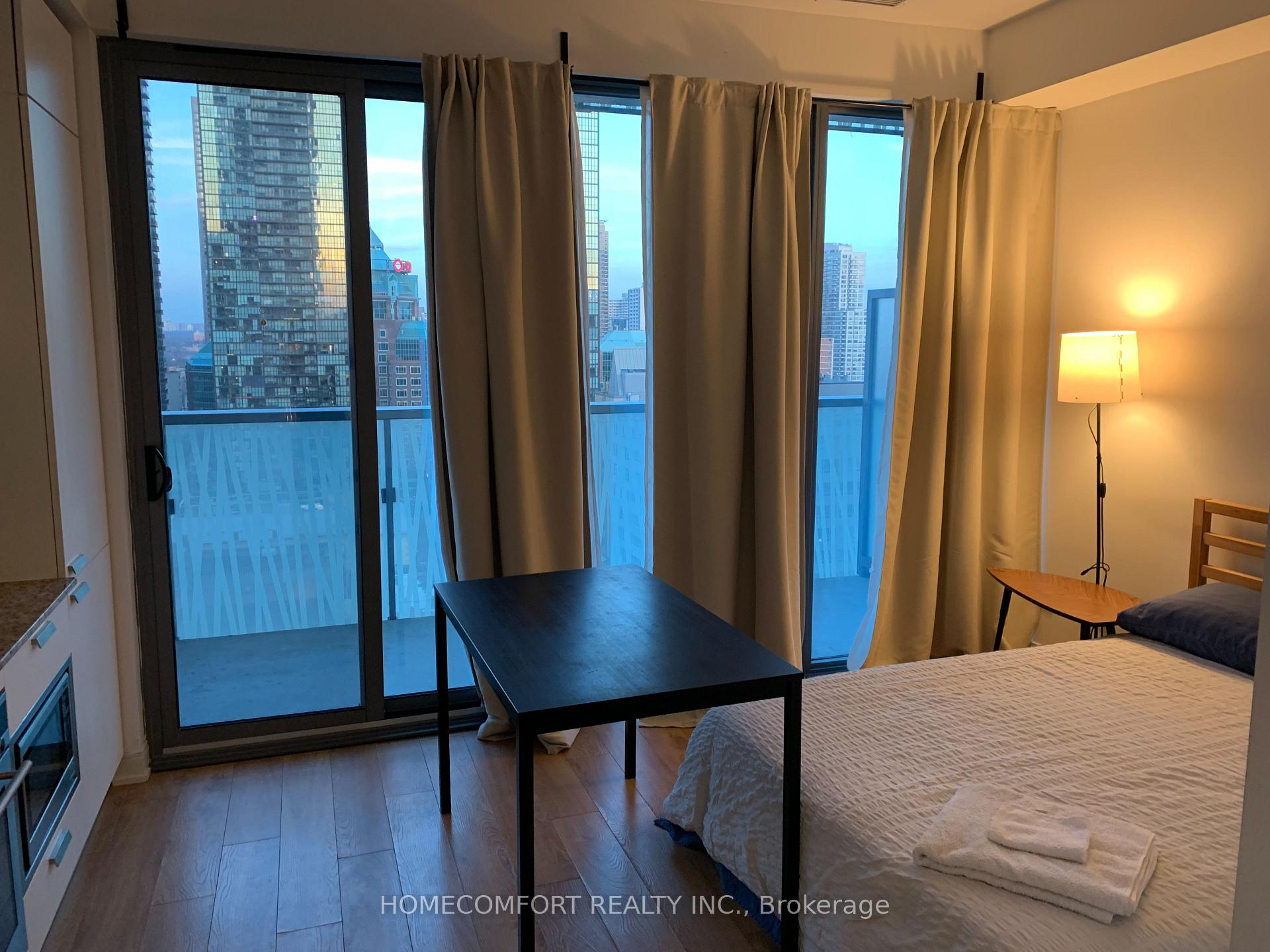 Photo 3 of Unit 1702, 50 Charles Street E, Toronto, Church-Yonge Corridor — HOMEH