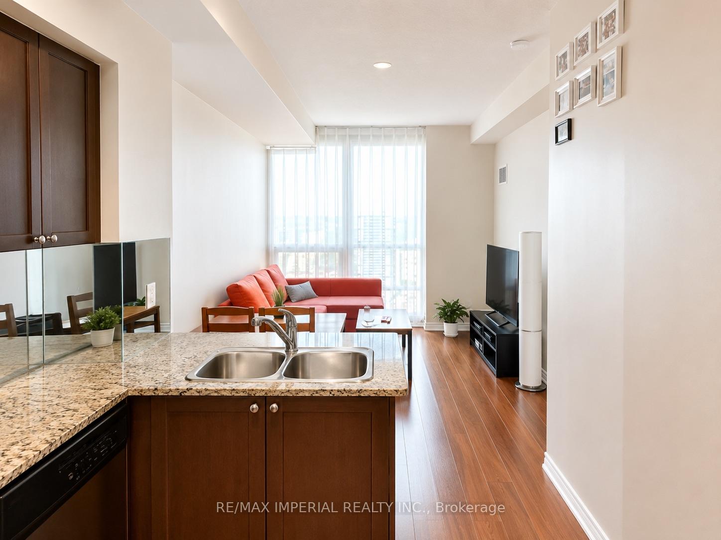 Photo of Unit 3304, 761 Bay Street
