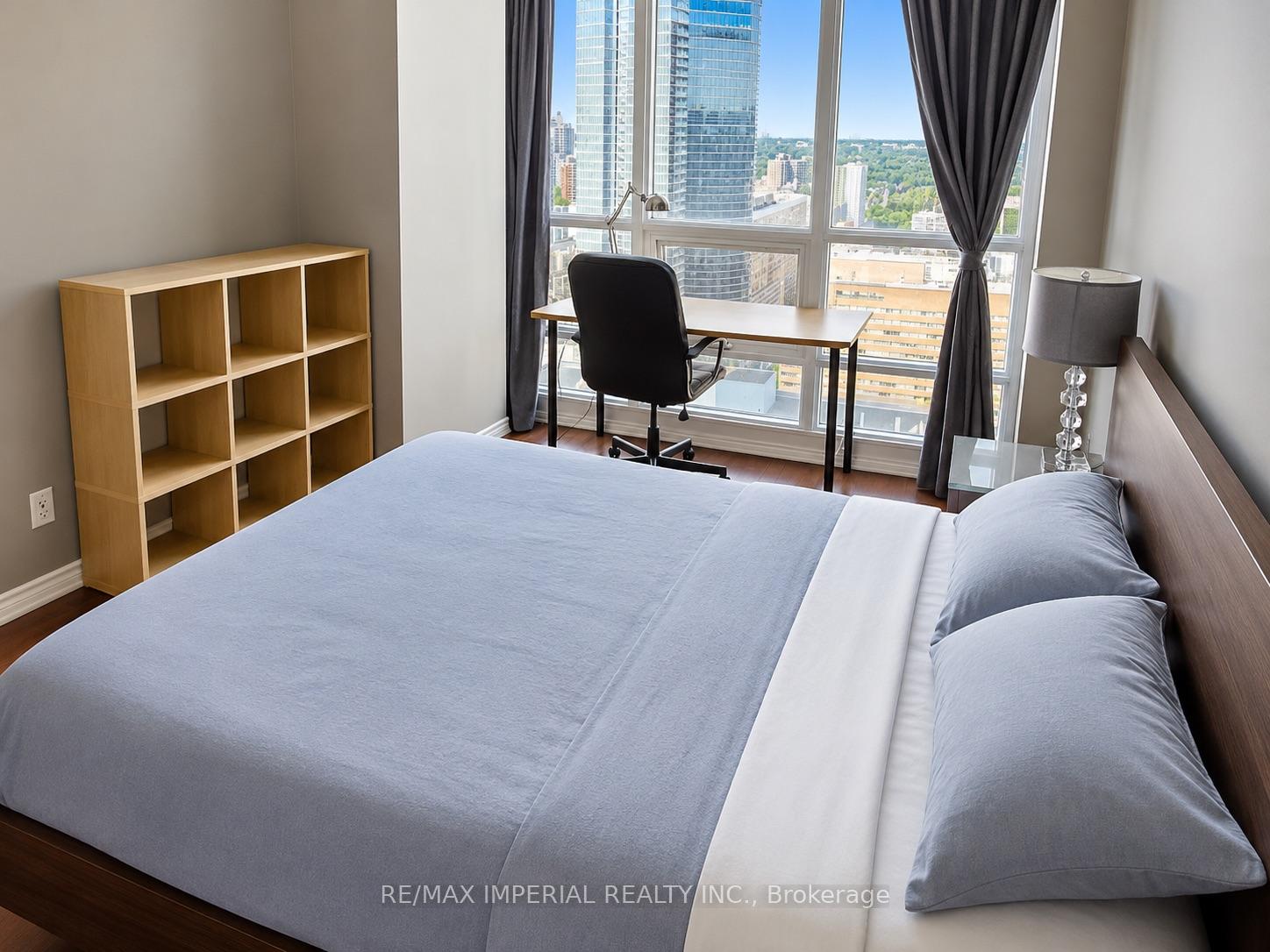 Photo 3 of Unit 3304, 761 Bay Street, Toronto, Bay Street Corridor — HOMEH