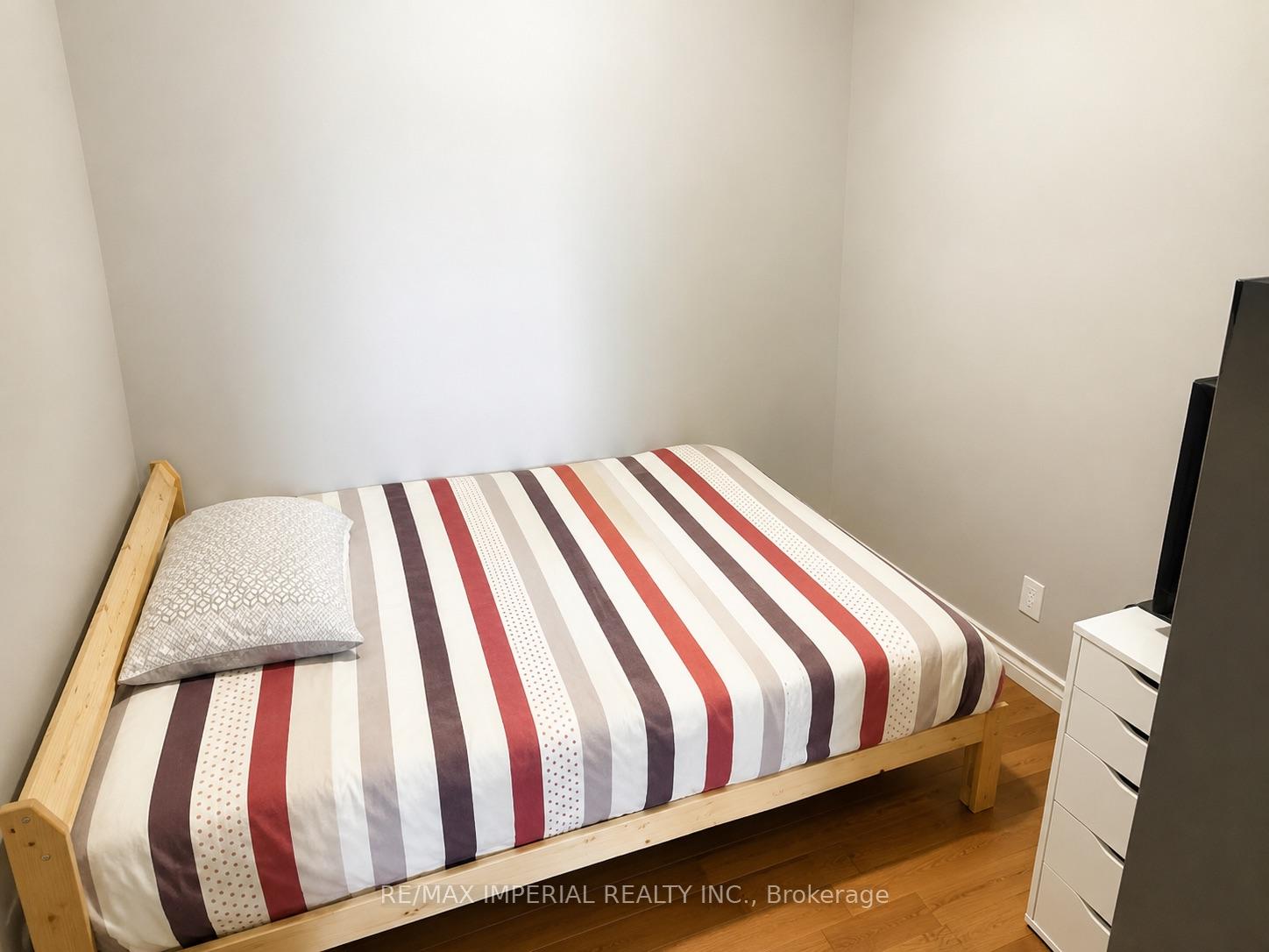 Photo 5 of Unit 3304, 761 Bay Street, Toronto, Bay Street Corridor — HOMEH