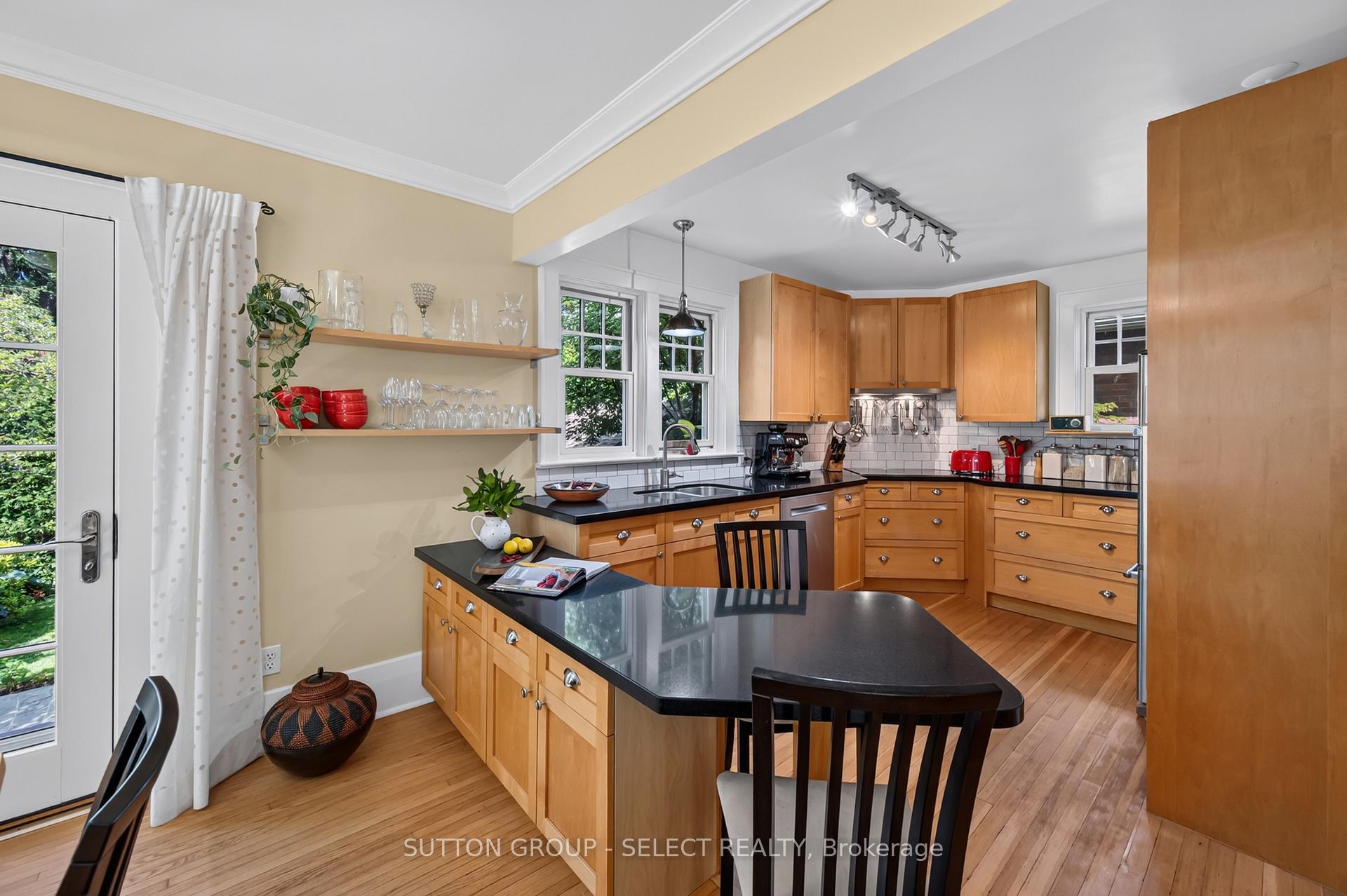 Photo 10 of 17 Willingdon Avenue, London, East B — HOMEH