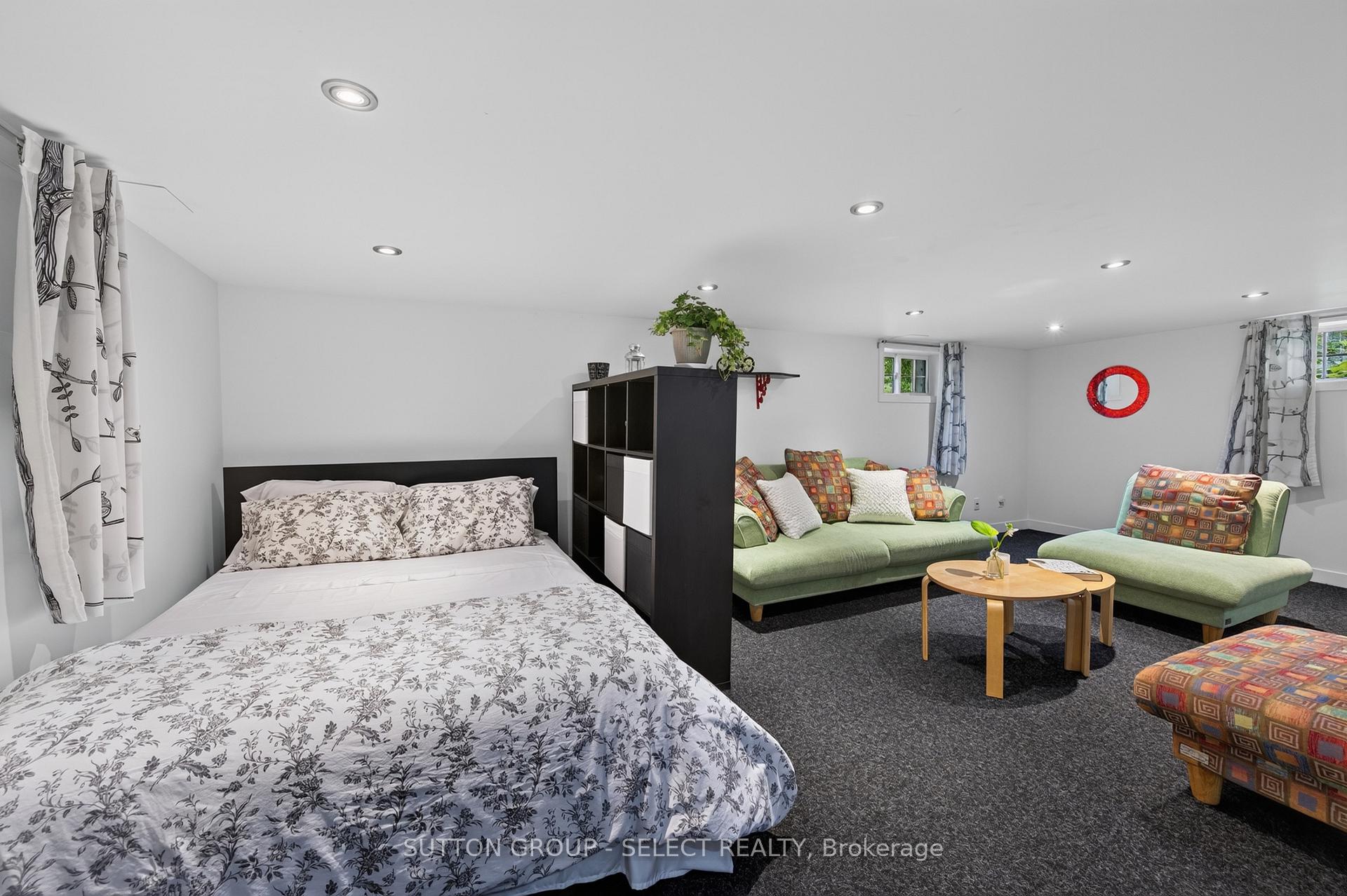 Photo 29 of 17 Willingdon Avenue, London, East B — HOMEH