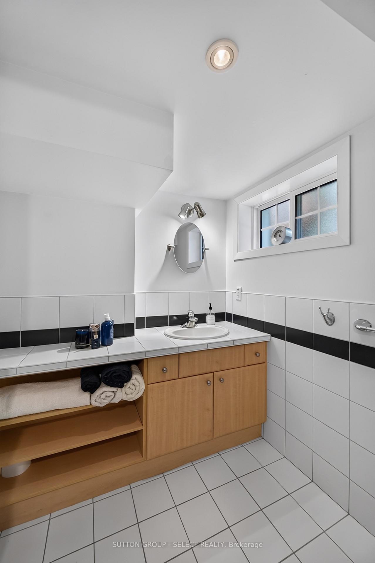 Photo 31 of 17 Willingdon Avenue, London, East B — HOMEH
