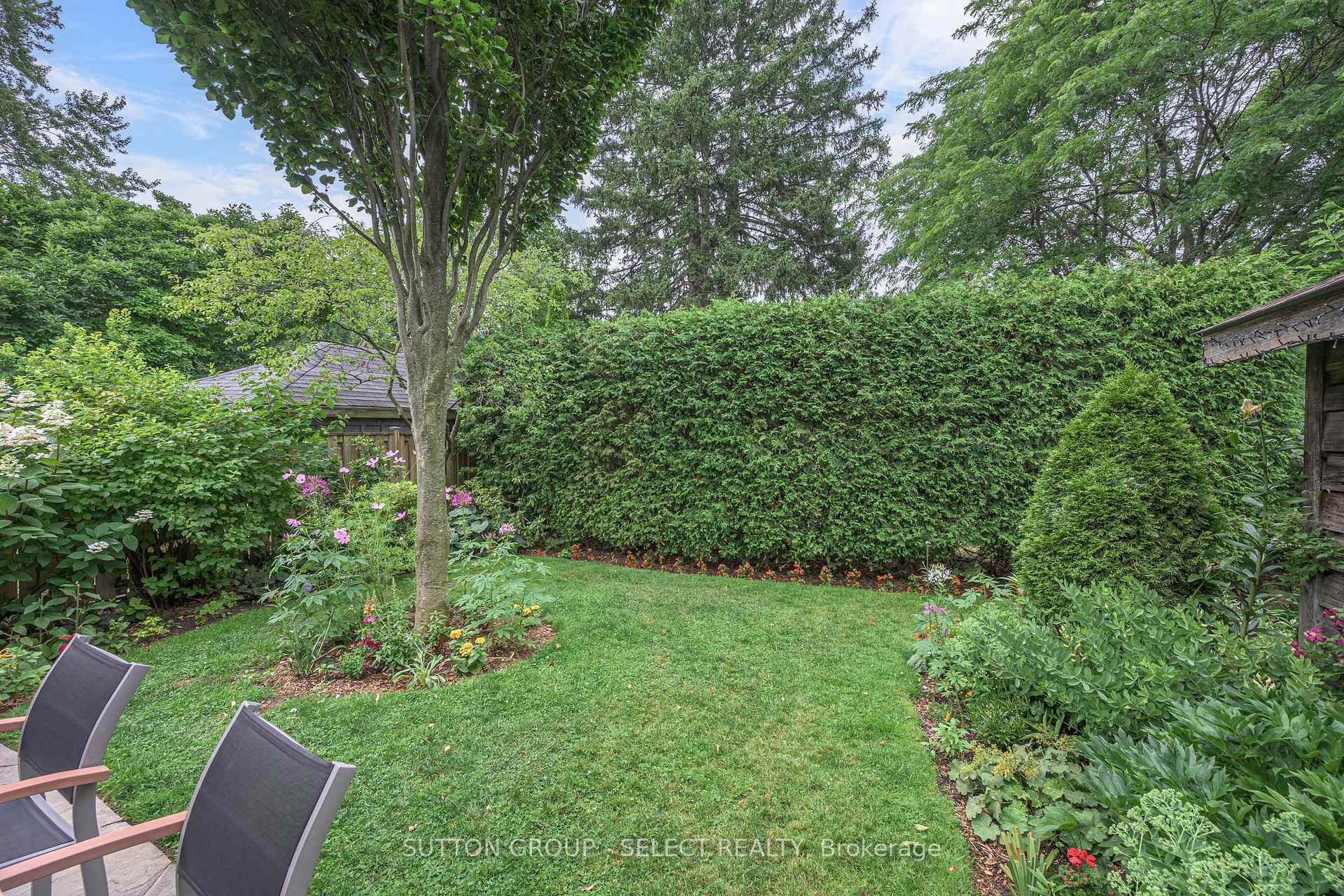 Photo 40 of 17 Willingdon Avenue, London, East B — HOMEH